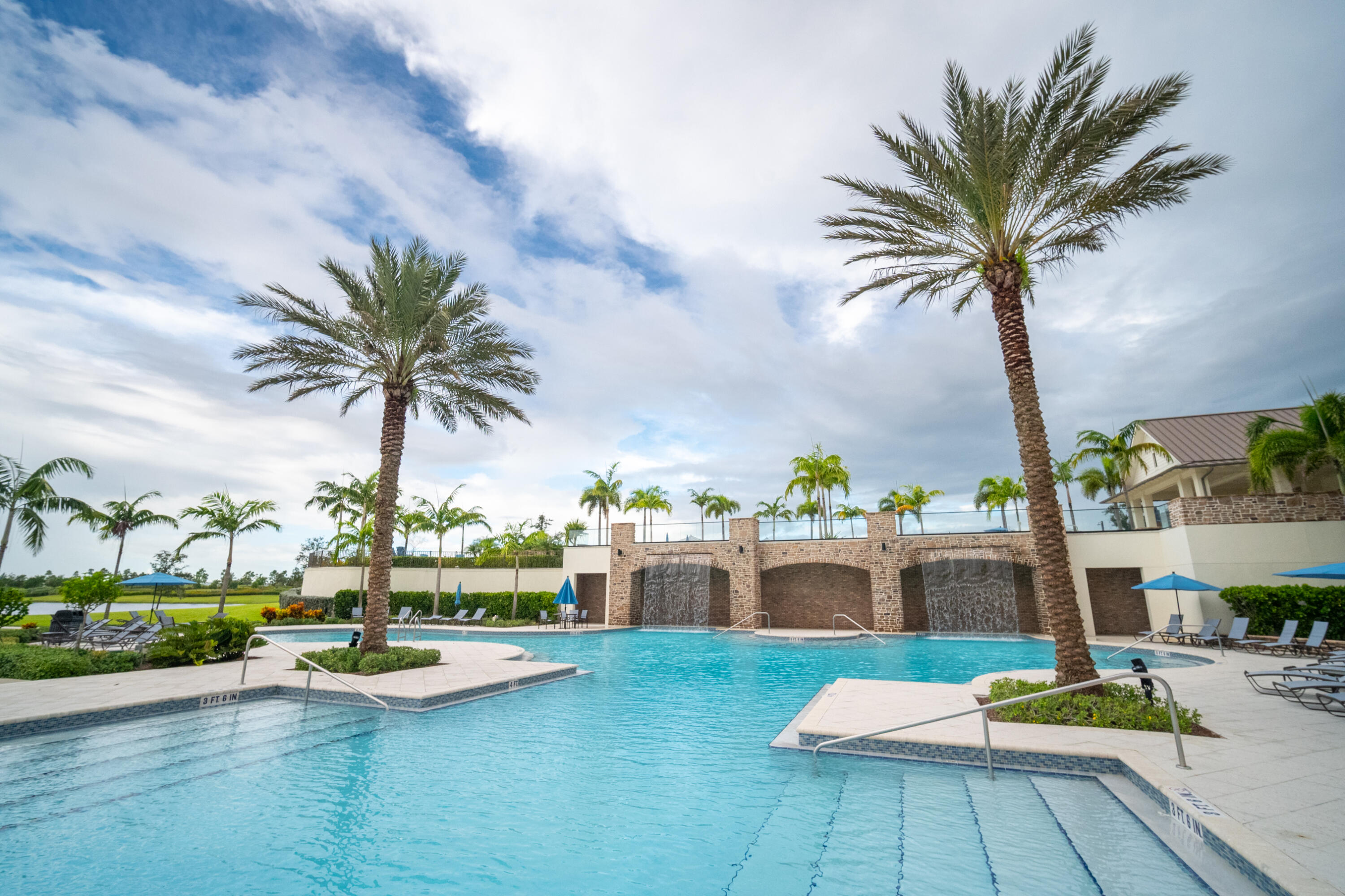 19699 Weathervane Way