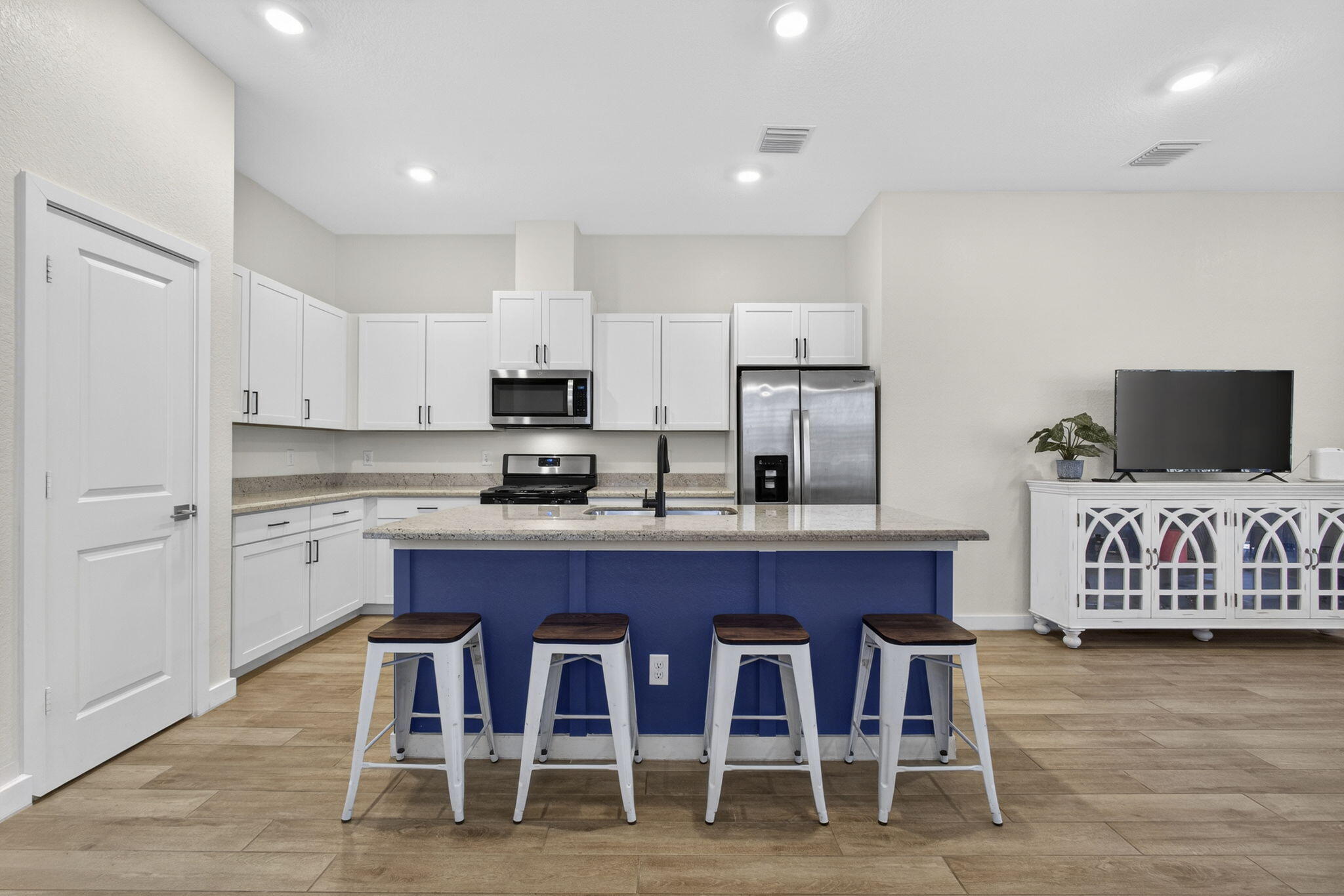 19699 Weathervane Way