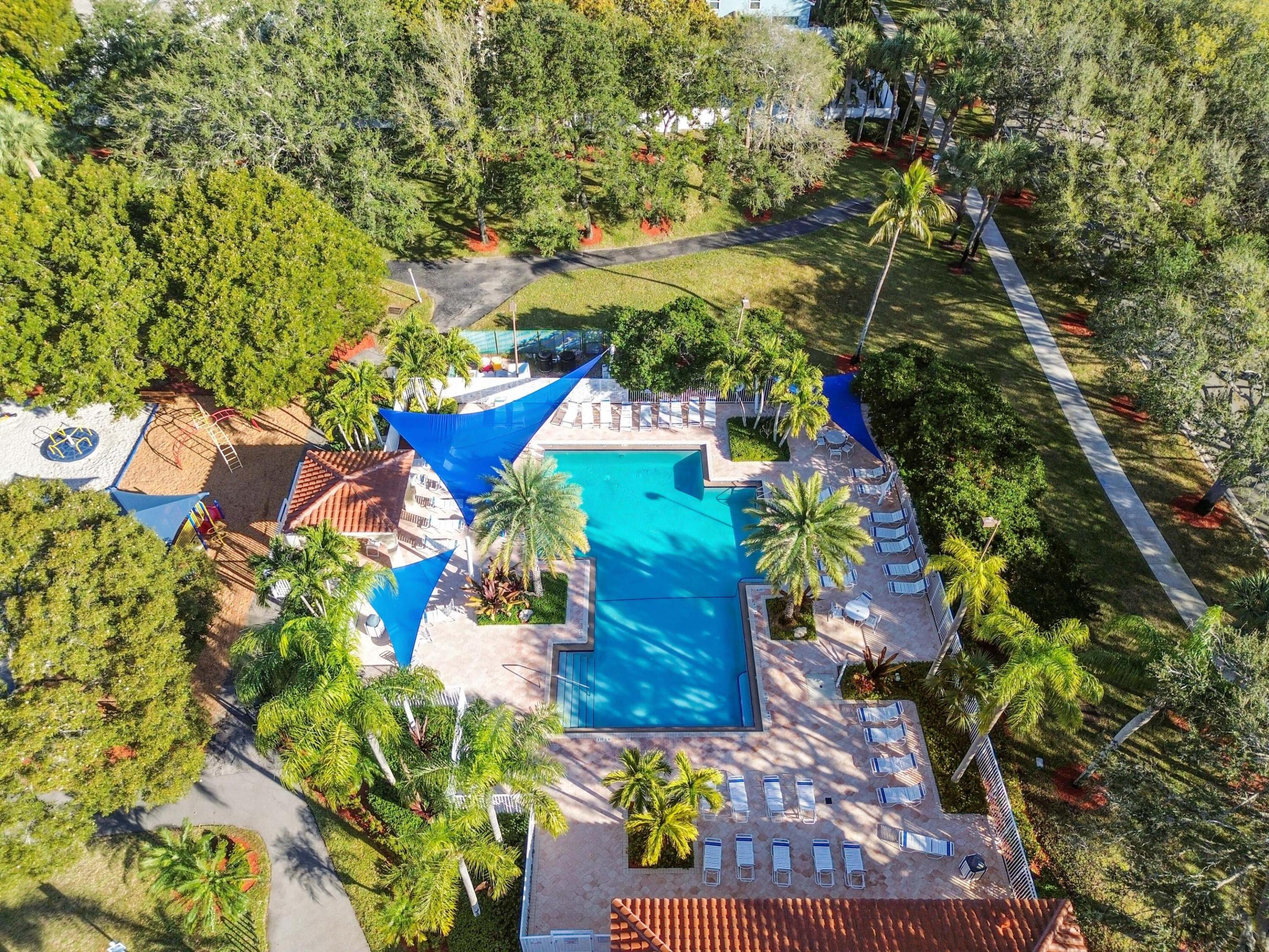 8017 Stirrup Cay Court