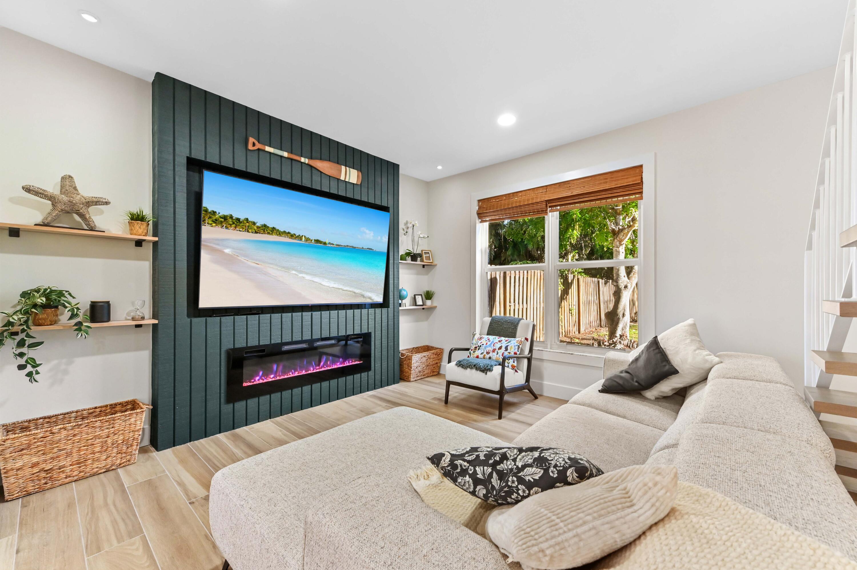 8017 Stirrup Cay Court