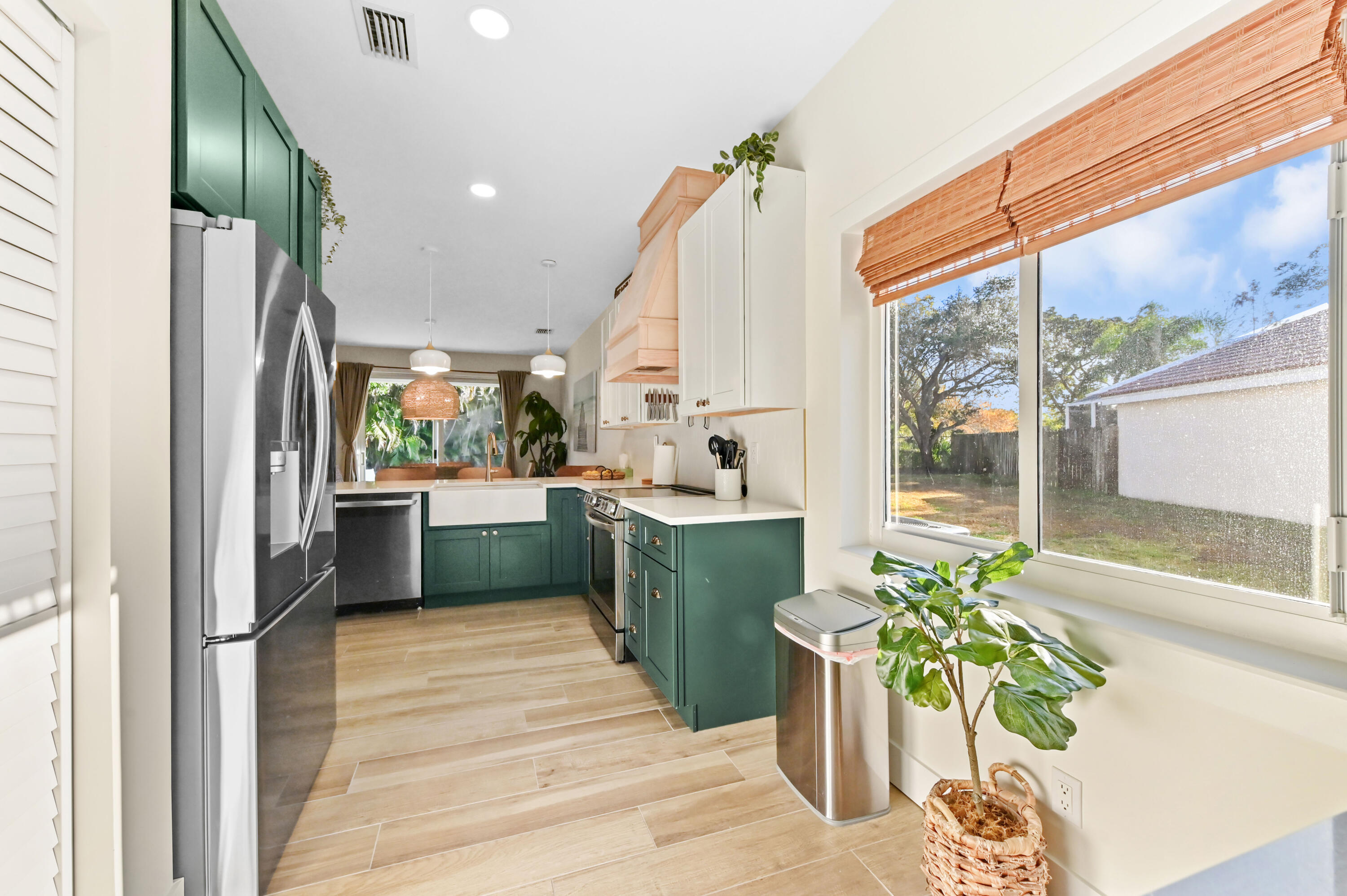 8017 Stirrup Cay Court