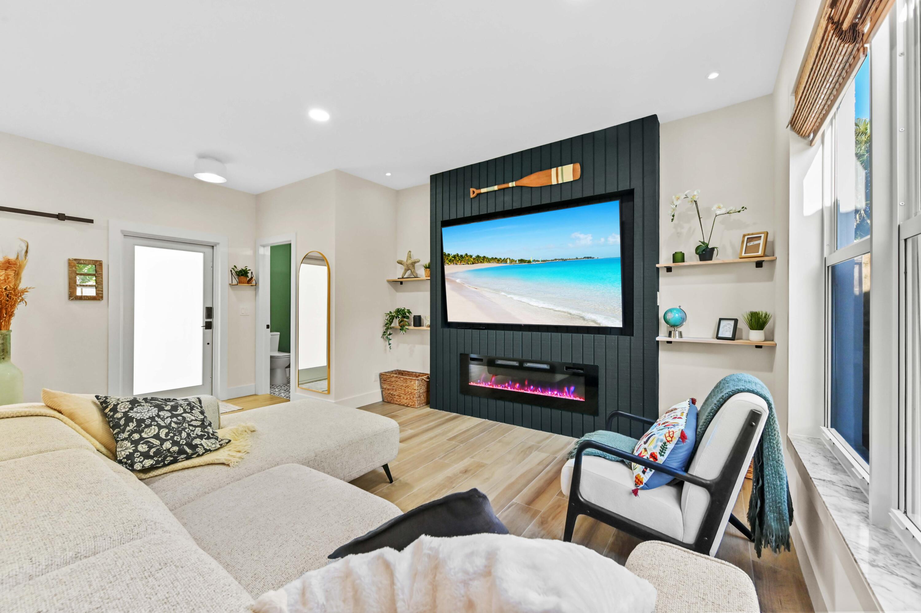 8017 Stirrup Cay Court