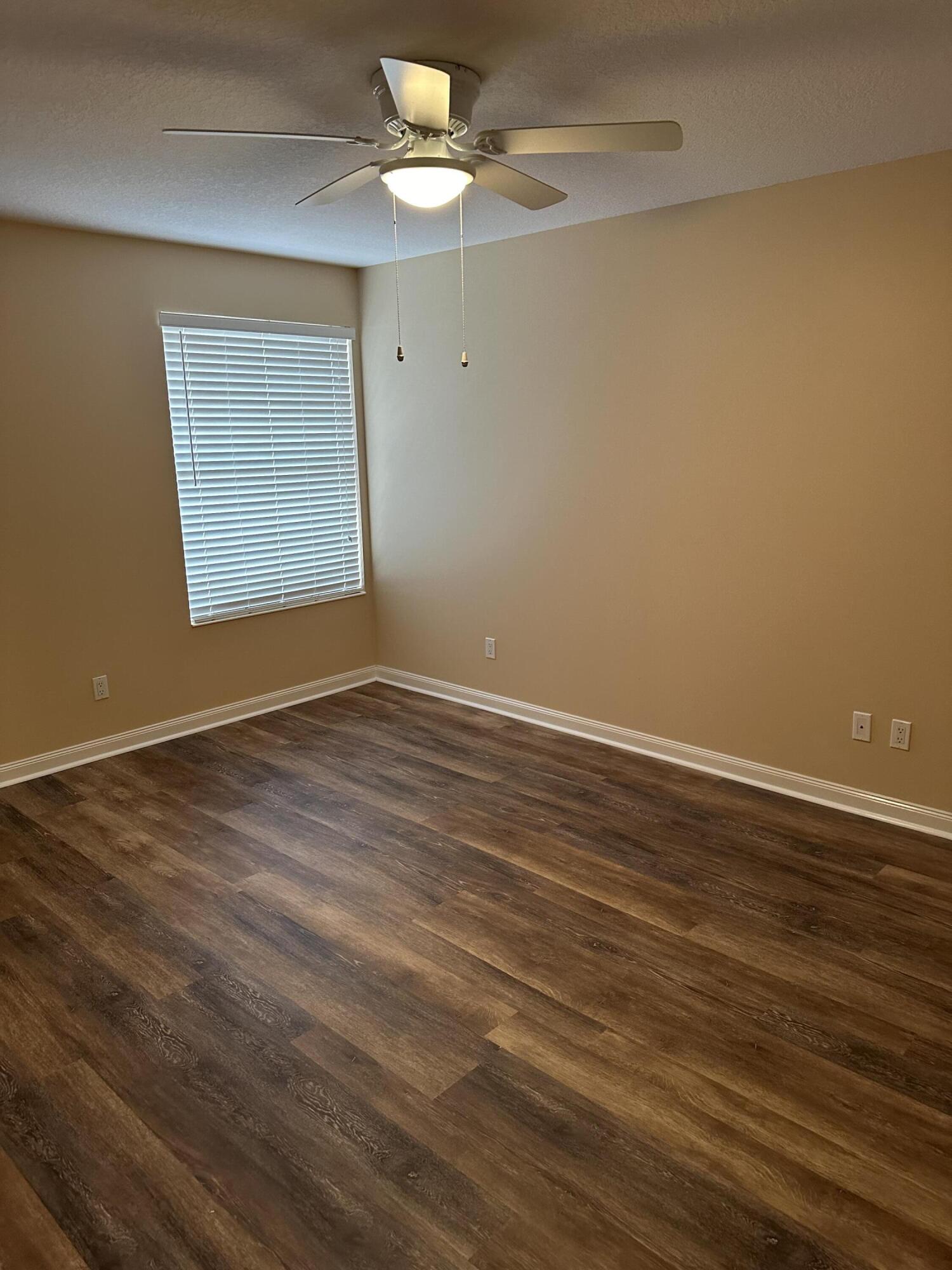 3041 Verdmont Lane