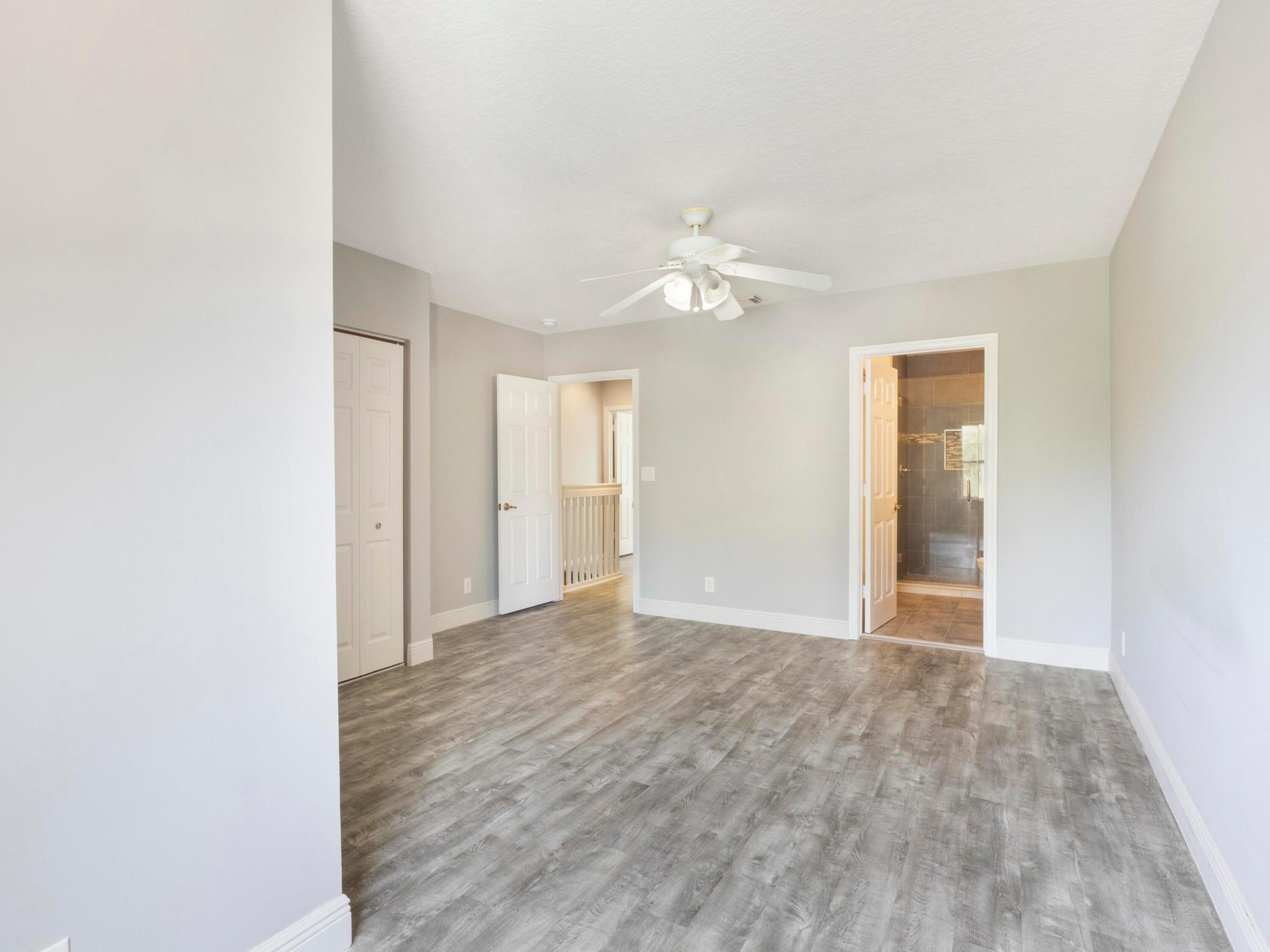 1527 Barrymore Court