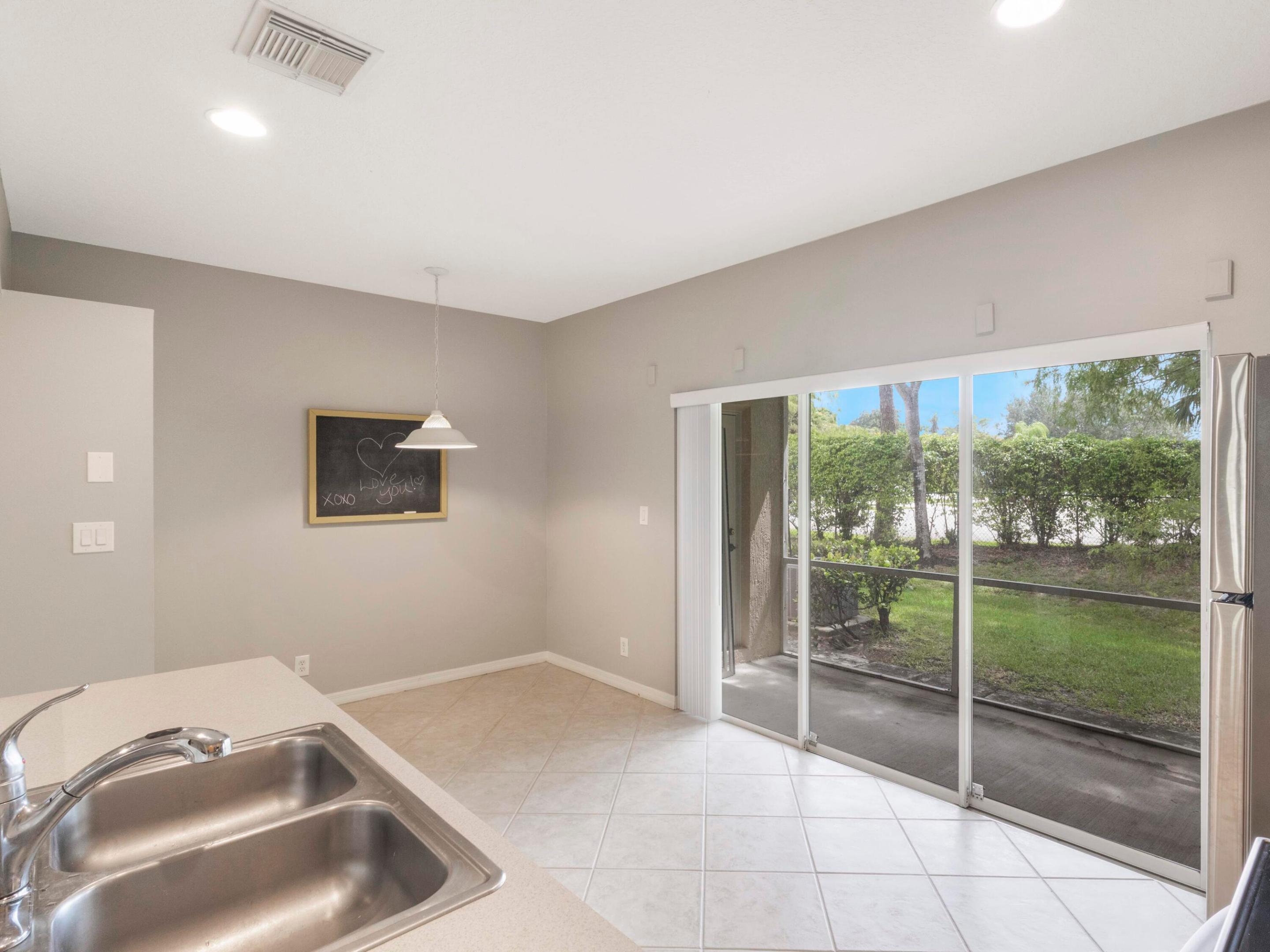 1527 Barrymore Court