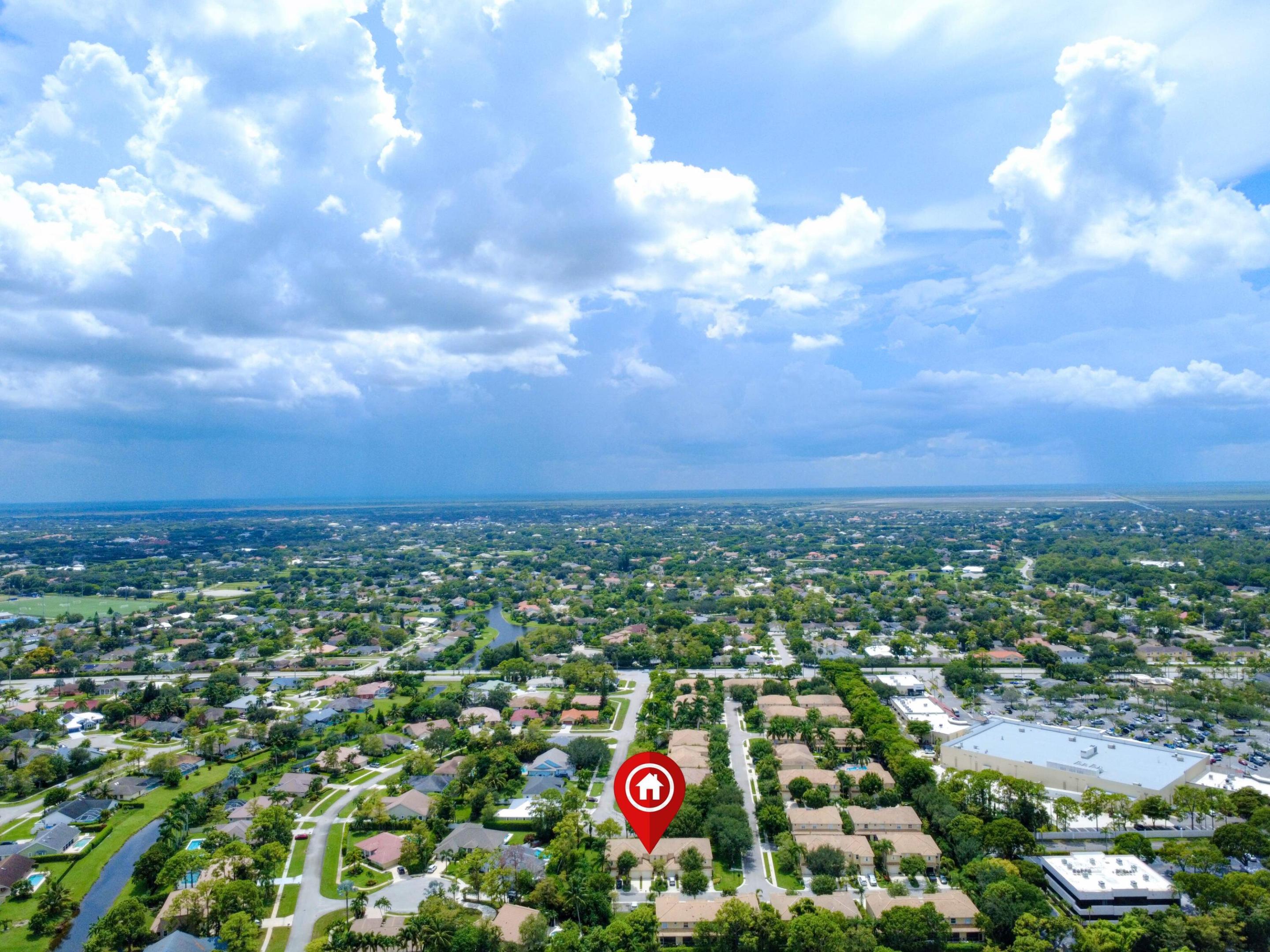 1527 Barrymore Court