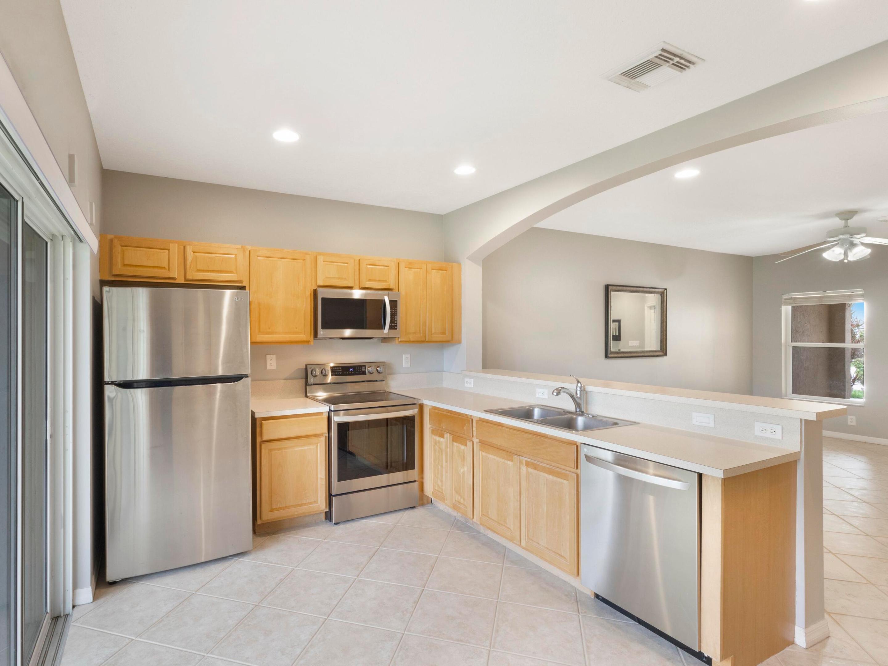 1527 Barrymore Court