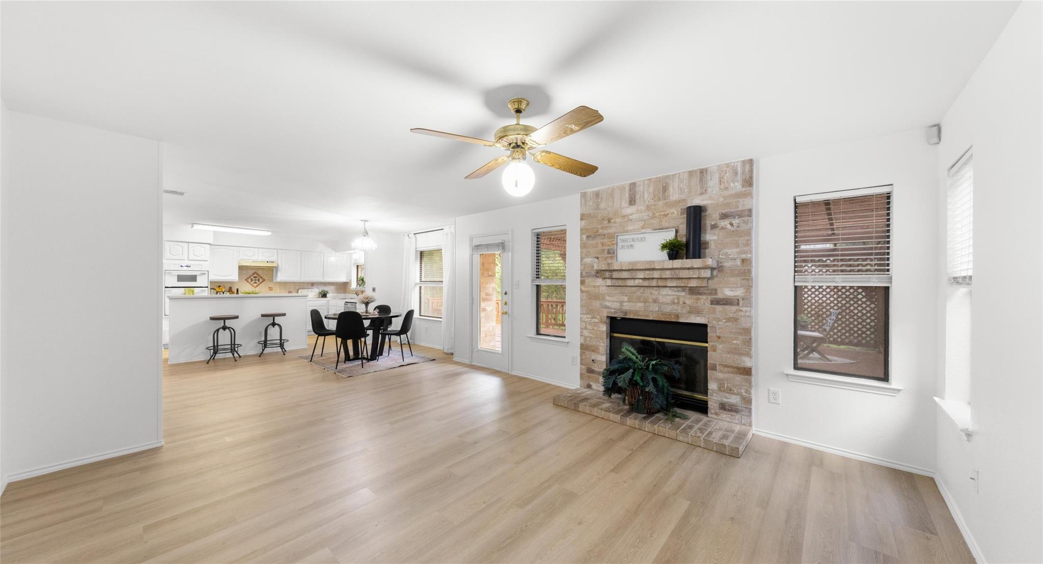 13248 Kerrville Folkway