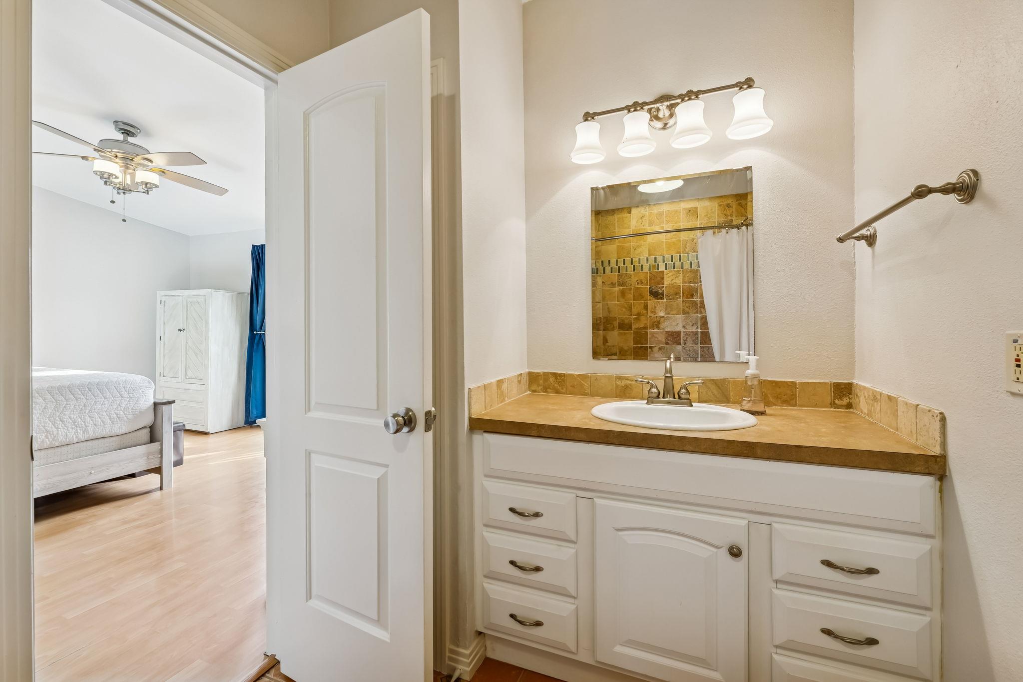 2021 Bluebonnet LN # 210