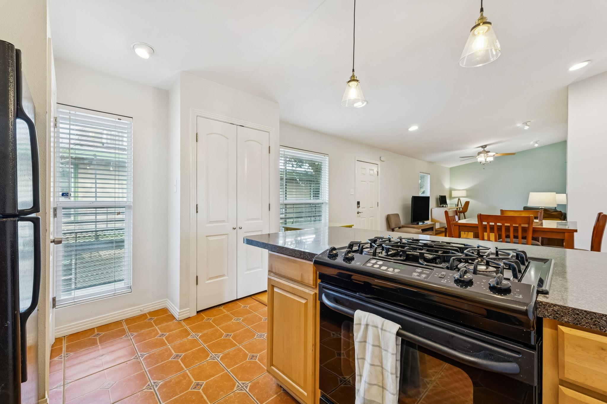 2021 Bluebonnet LN # 210