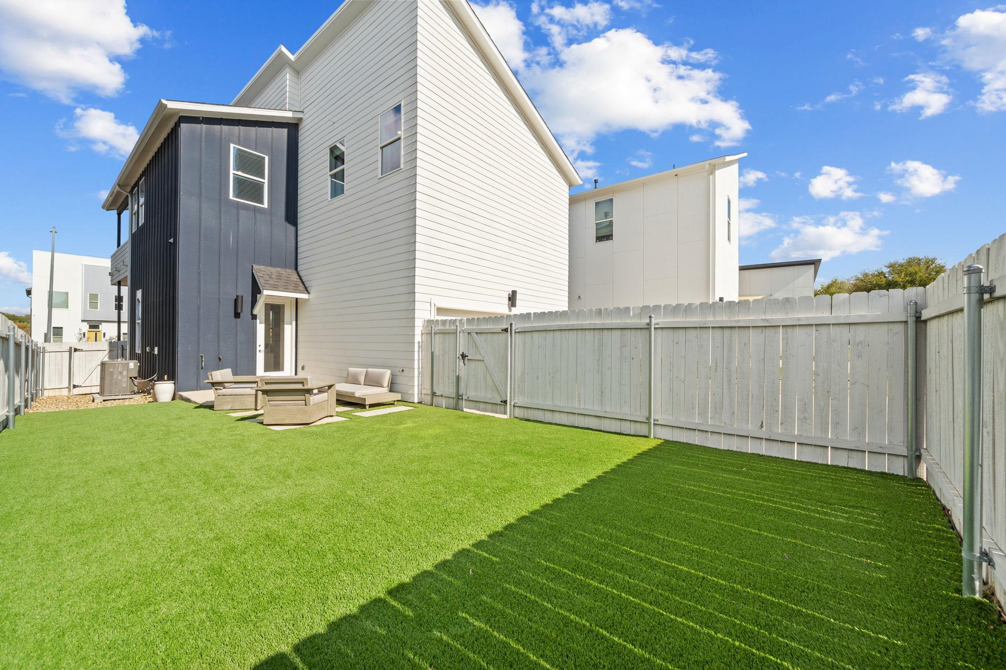6109 Sendero Hills PKWY