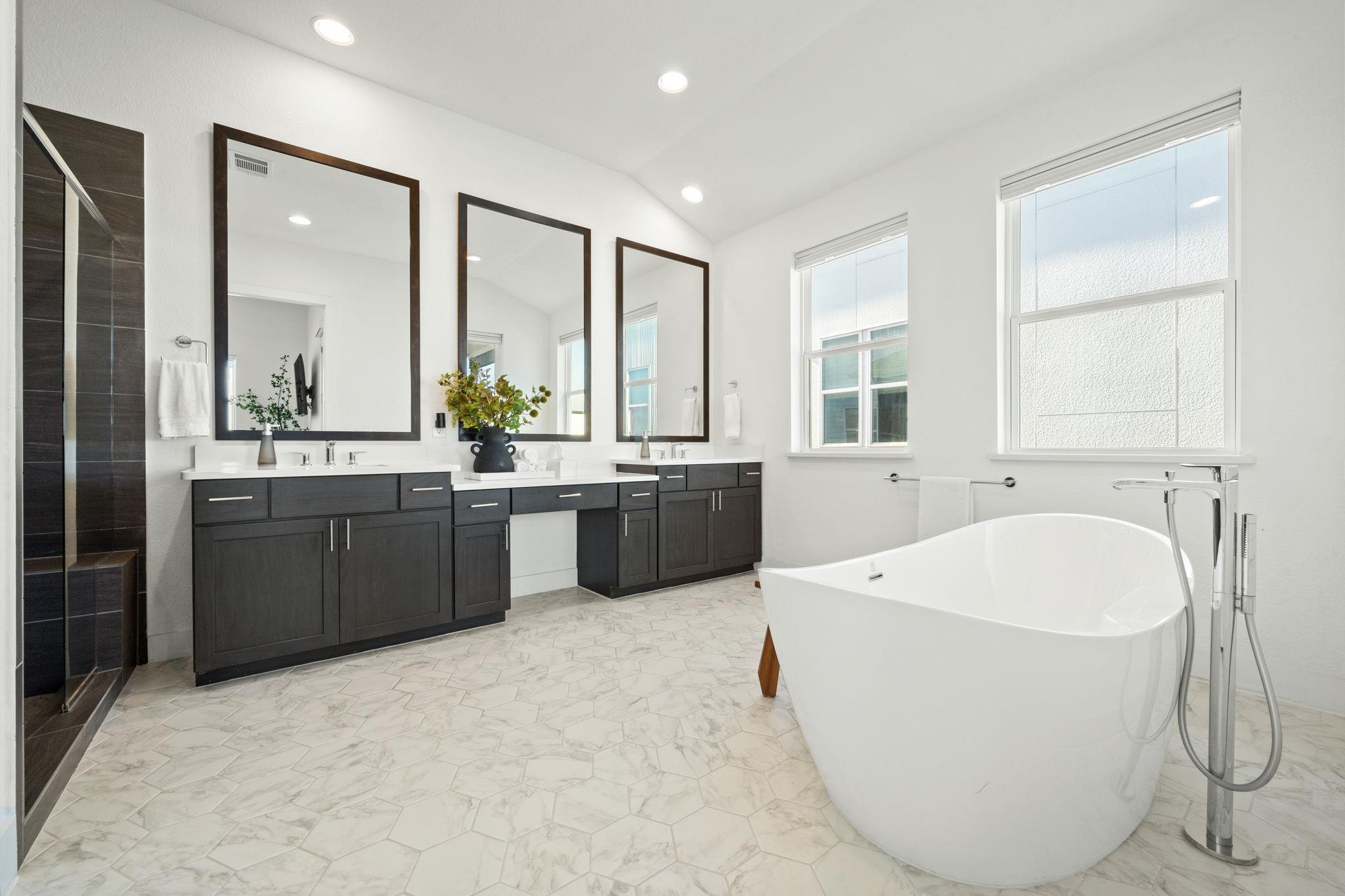 6109 Sendero Hills PKWY