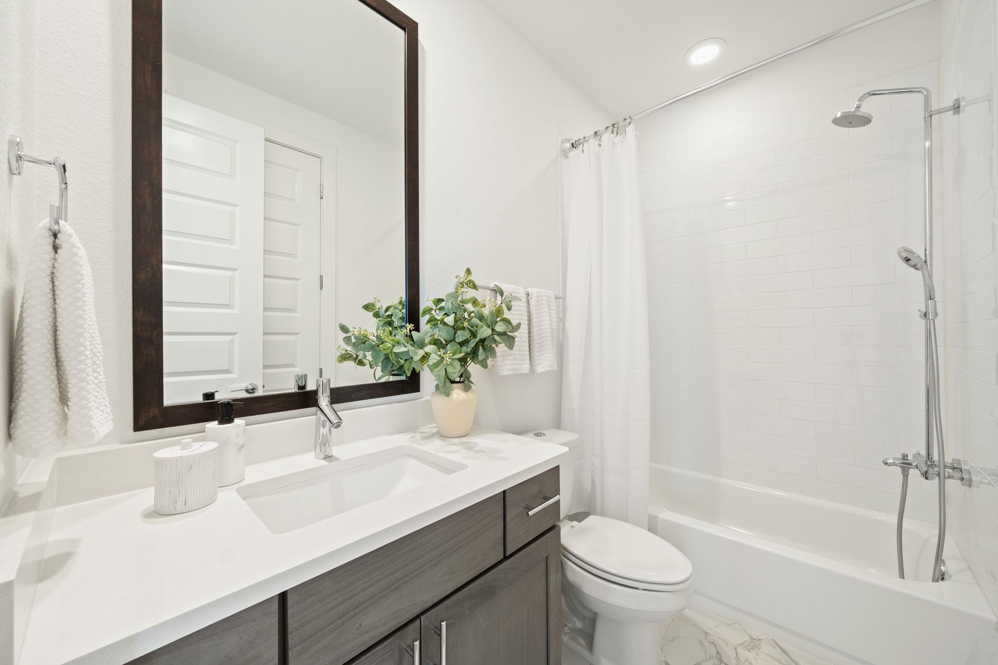 6109 Sendero Hills PKWY