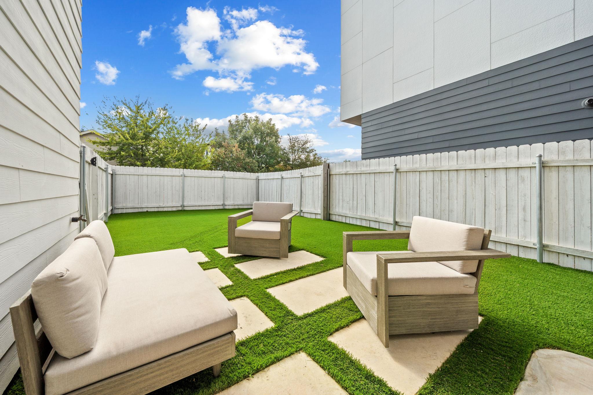 6109 Sendero Hills PKWY