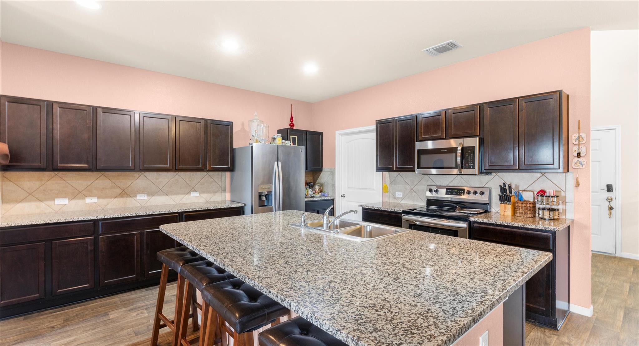 707 Liard River RD