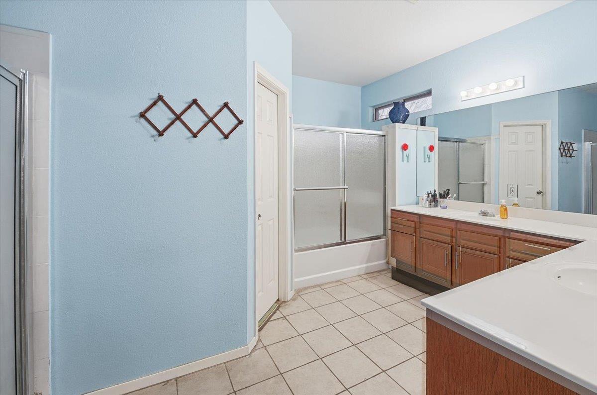 106 Luna Vista CV