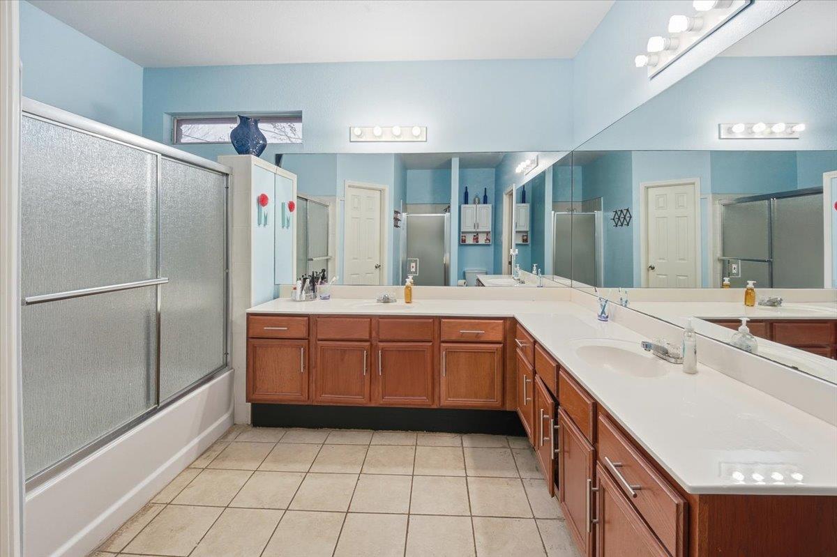 106 Luna Vista CV