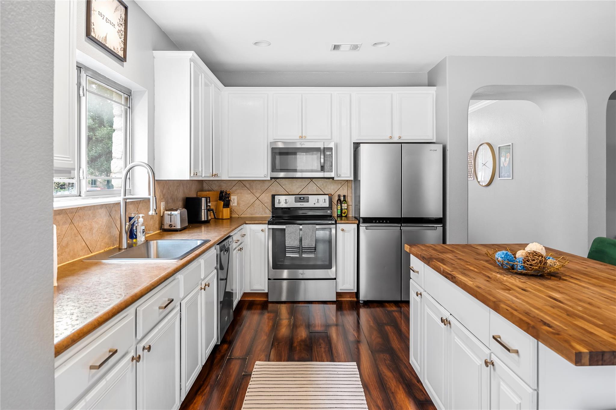 321 Angel Oak ST