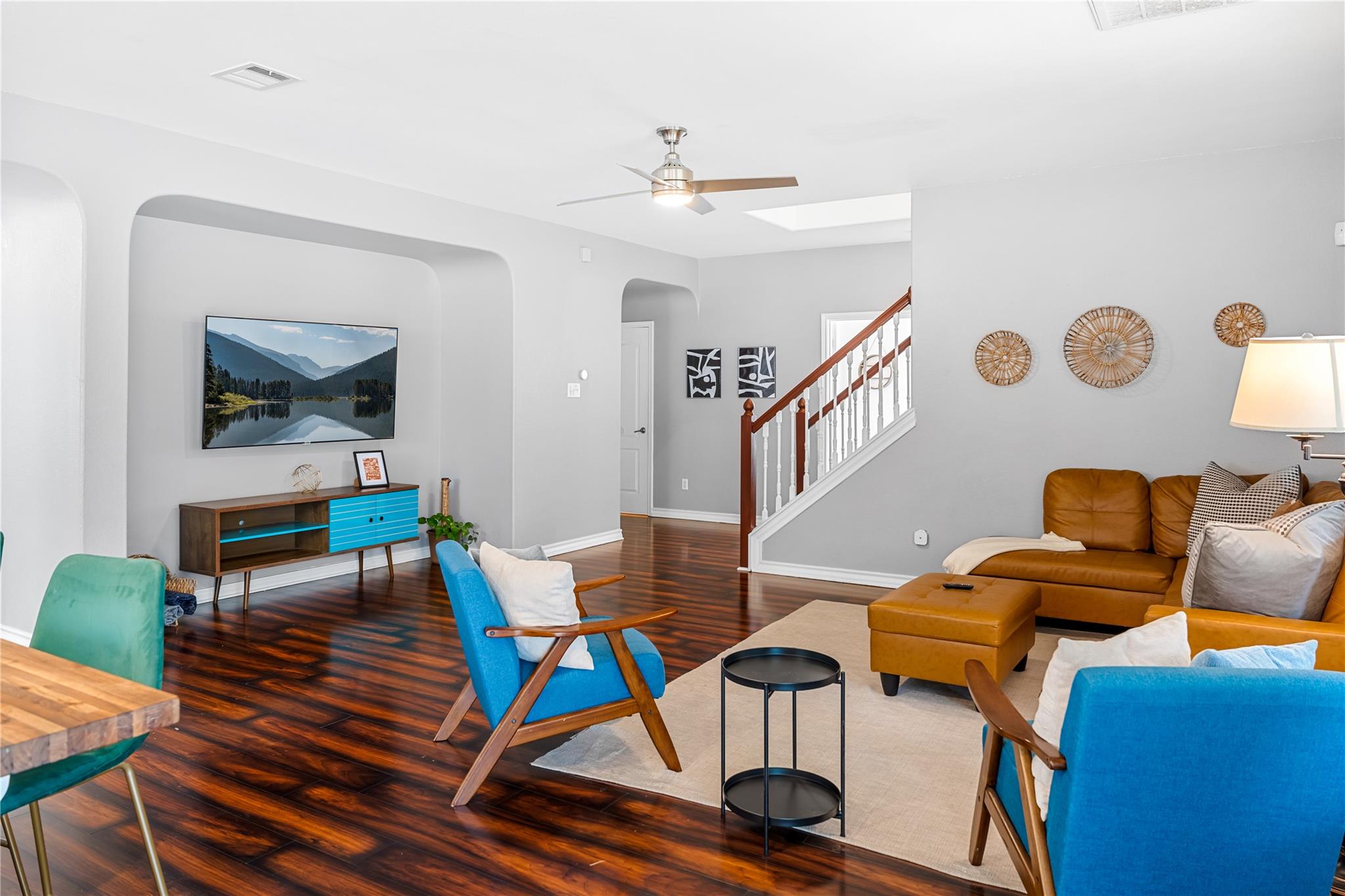 321 Angel Oak ST