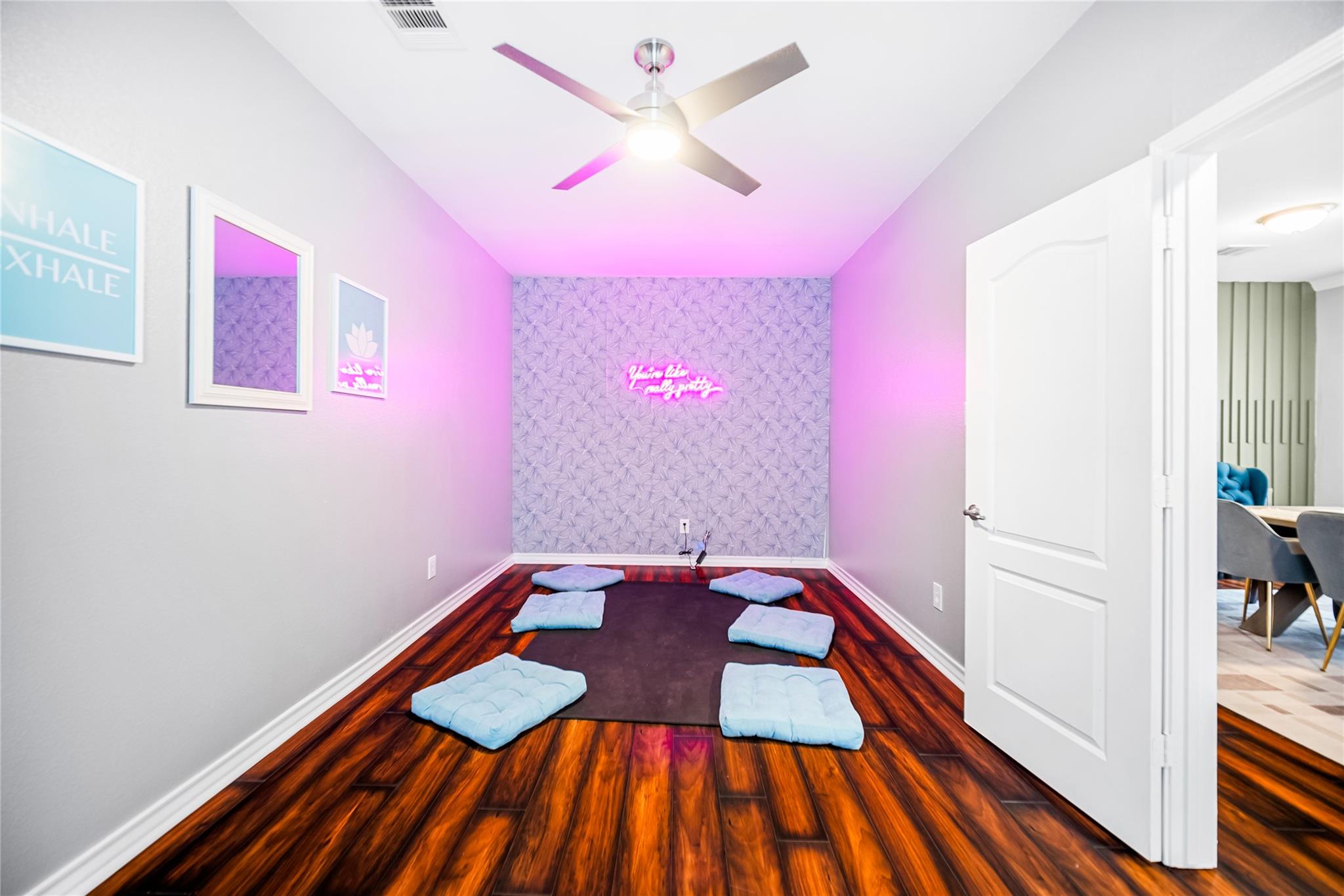 321 Angel Oak ST