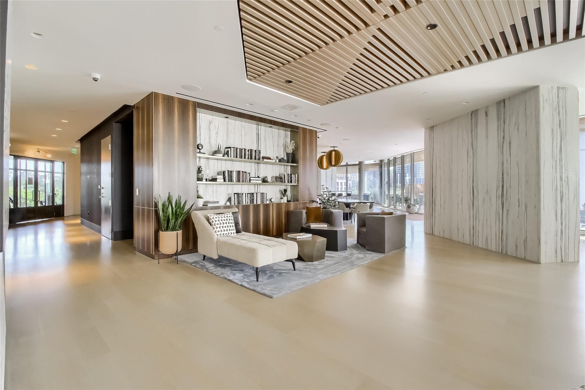501 West Ave # 1002
