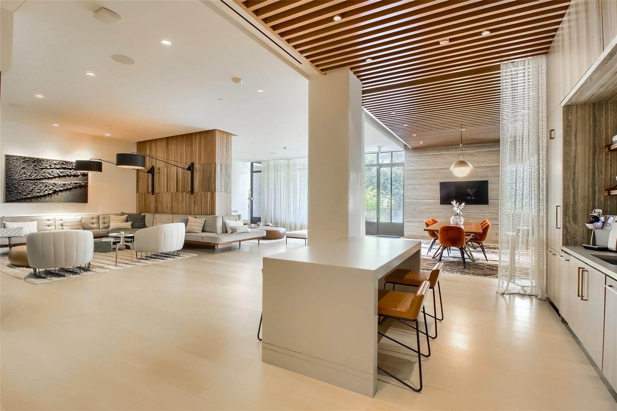501 West Ave # 1002