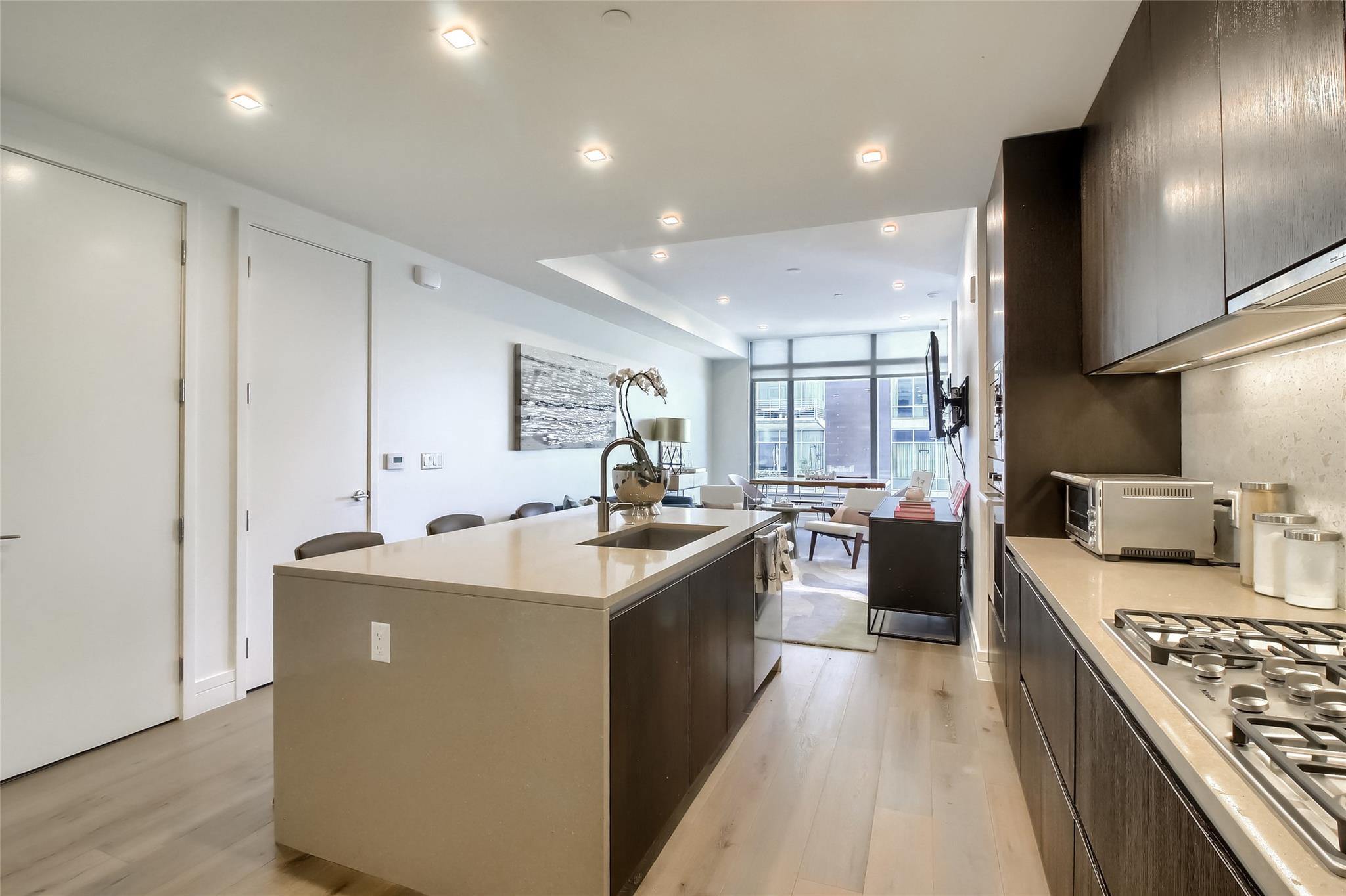 501 West Ave # 1002