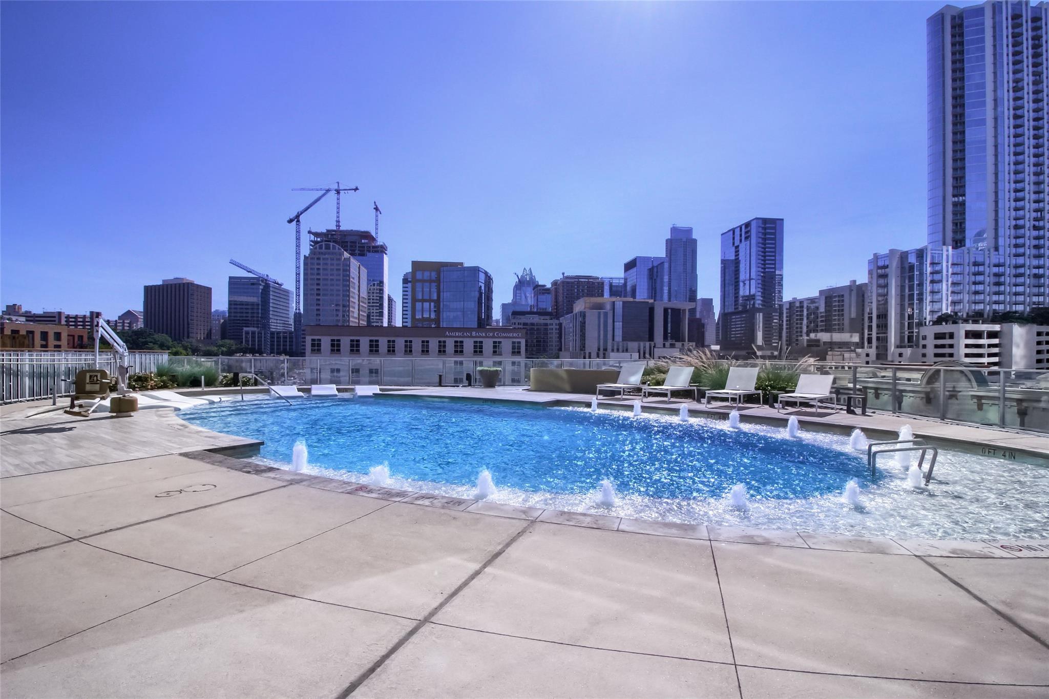 501 West Ave # 1002