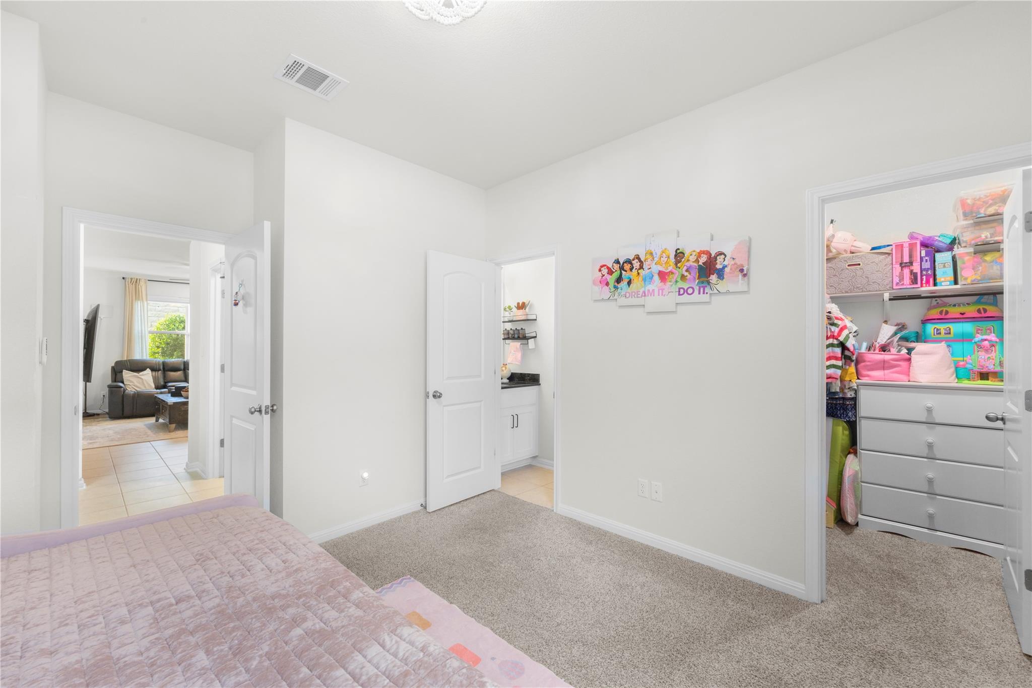 1424 Castalo LN