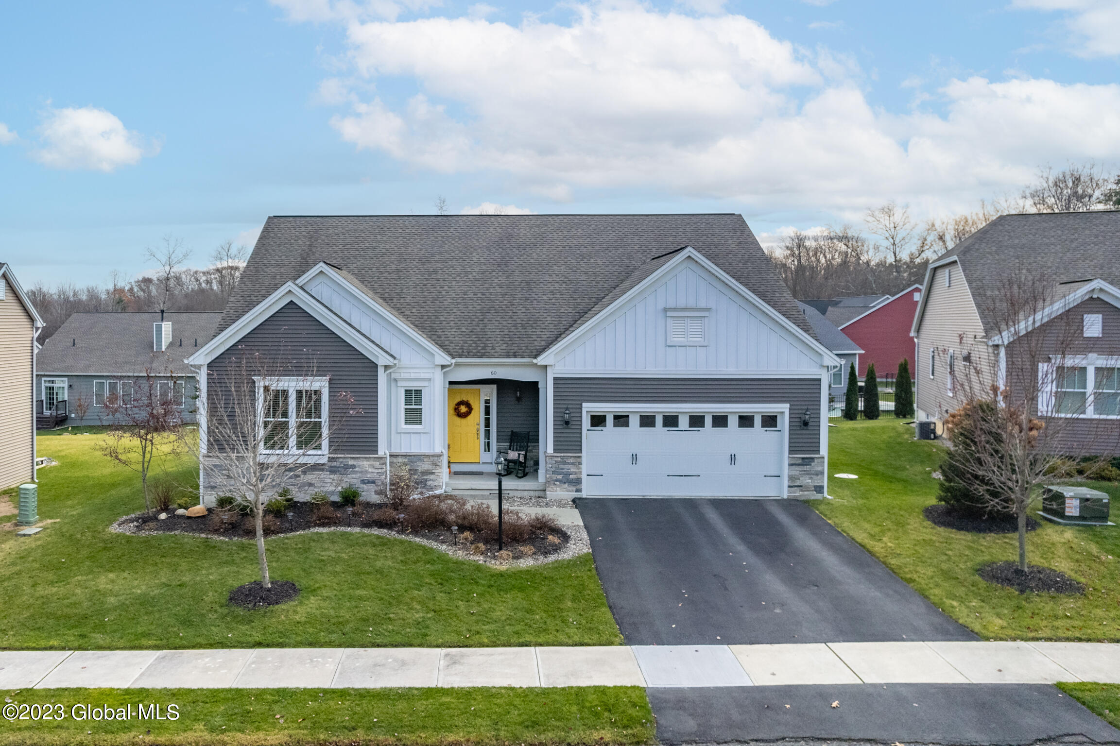 60 Village Circle N
