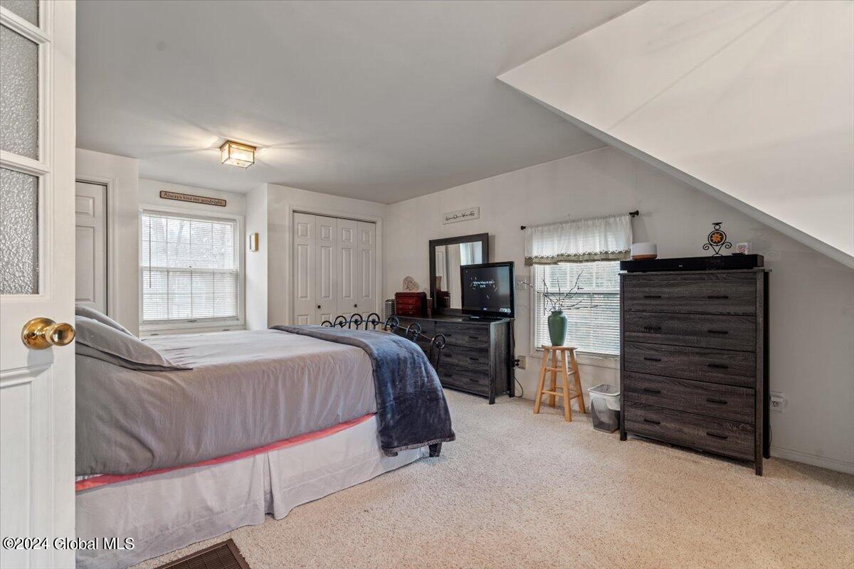 135 Willow Lane