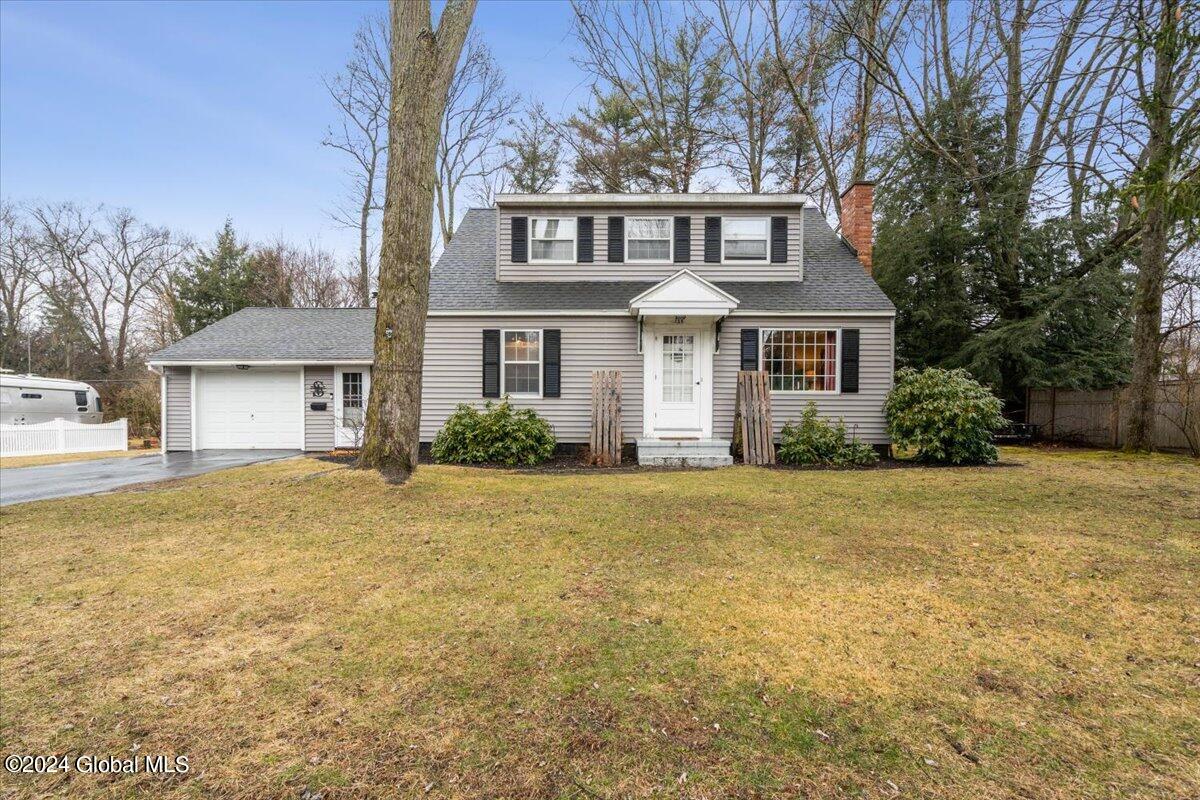 135 Willow Lane
