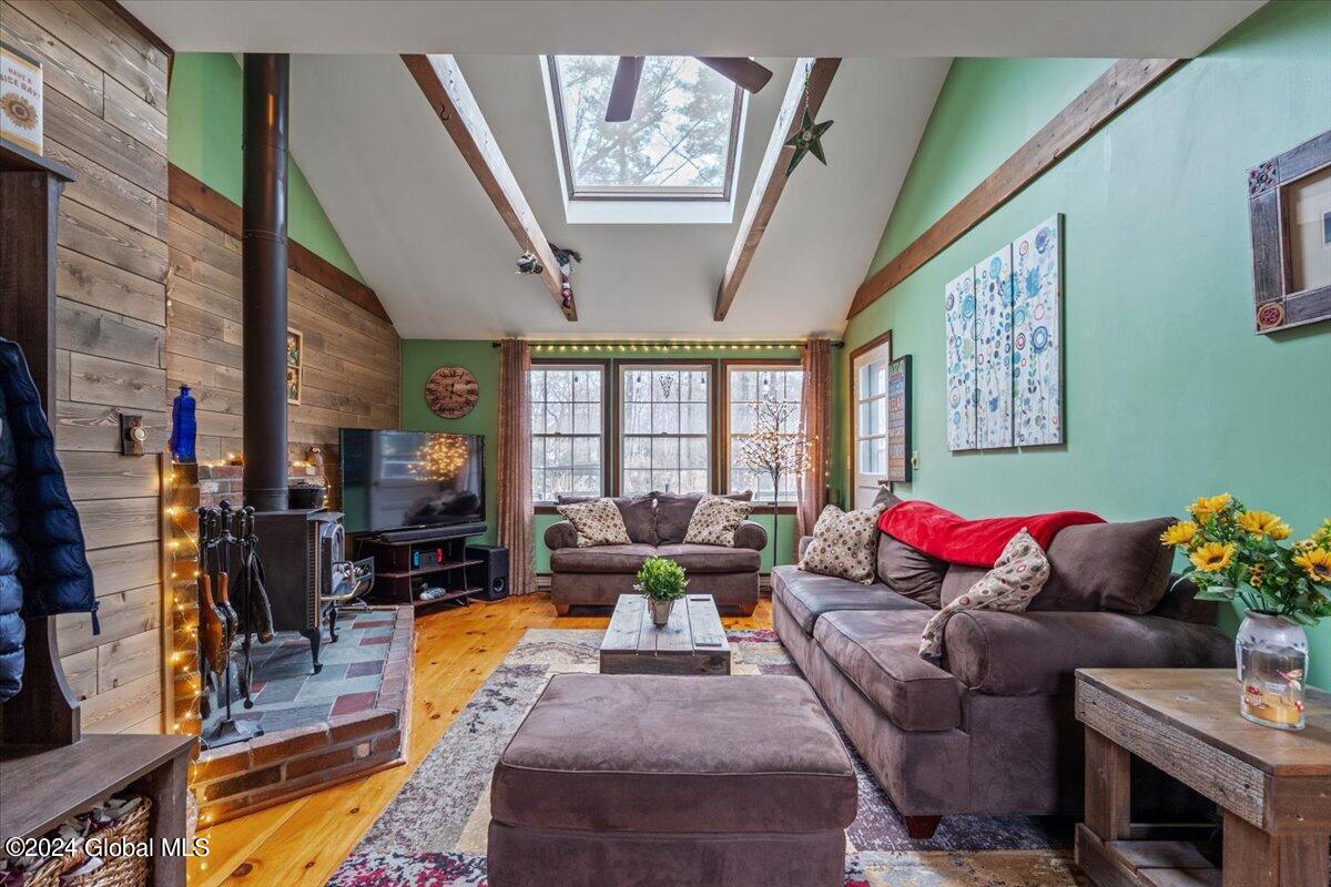 135 Willow Lane