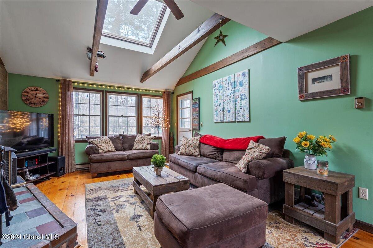 135 Willow Lane