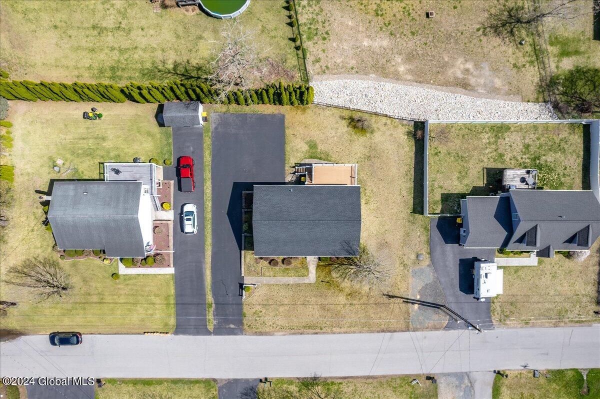 26 Russell Drive