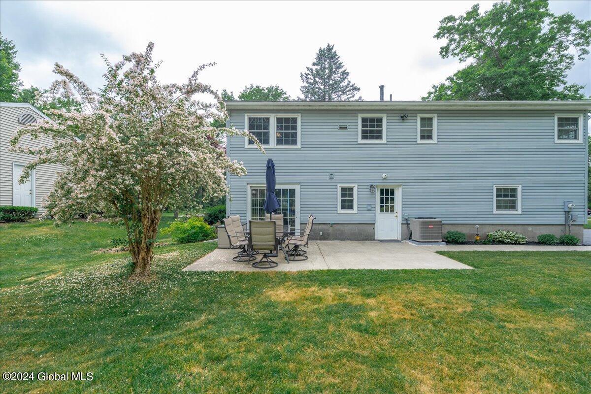 39 Pico Road
