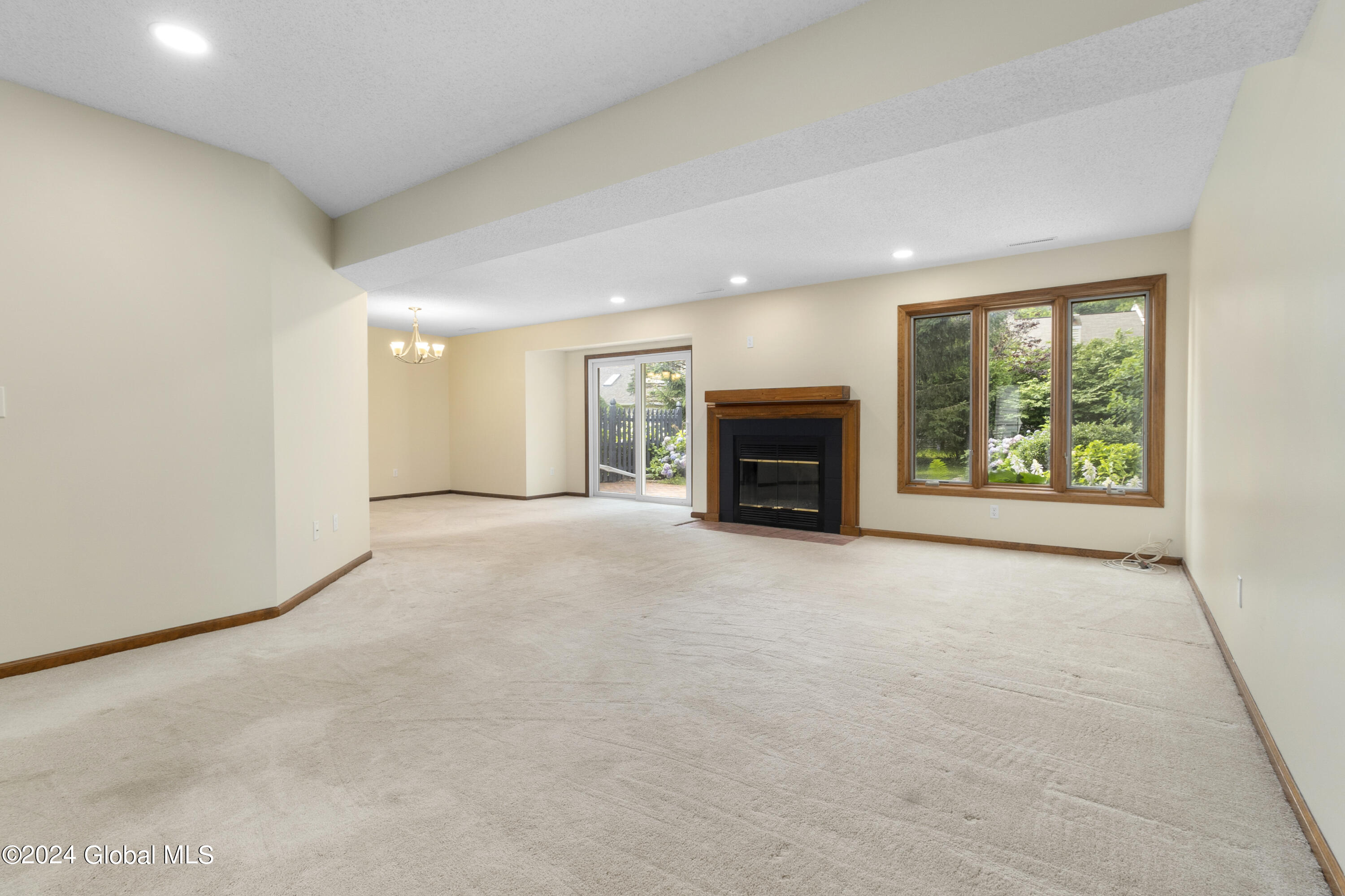 5 Rusfield Drive
