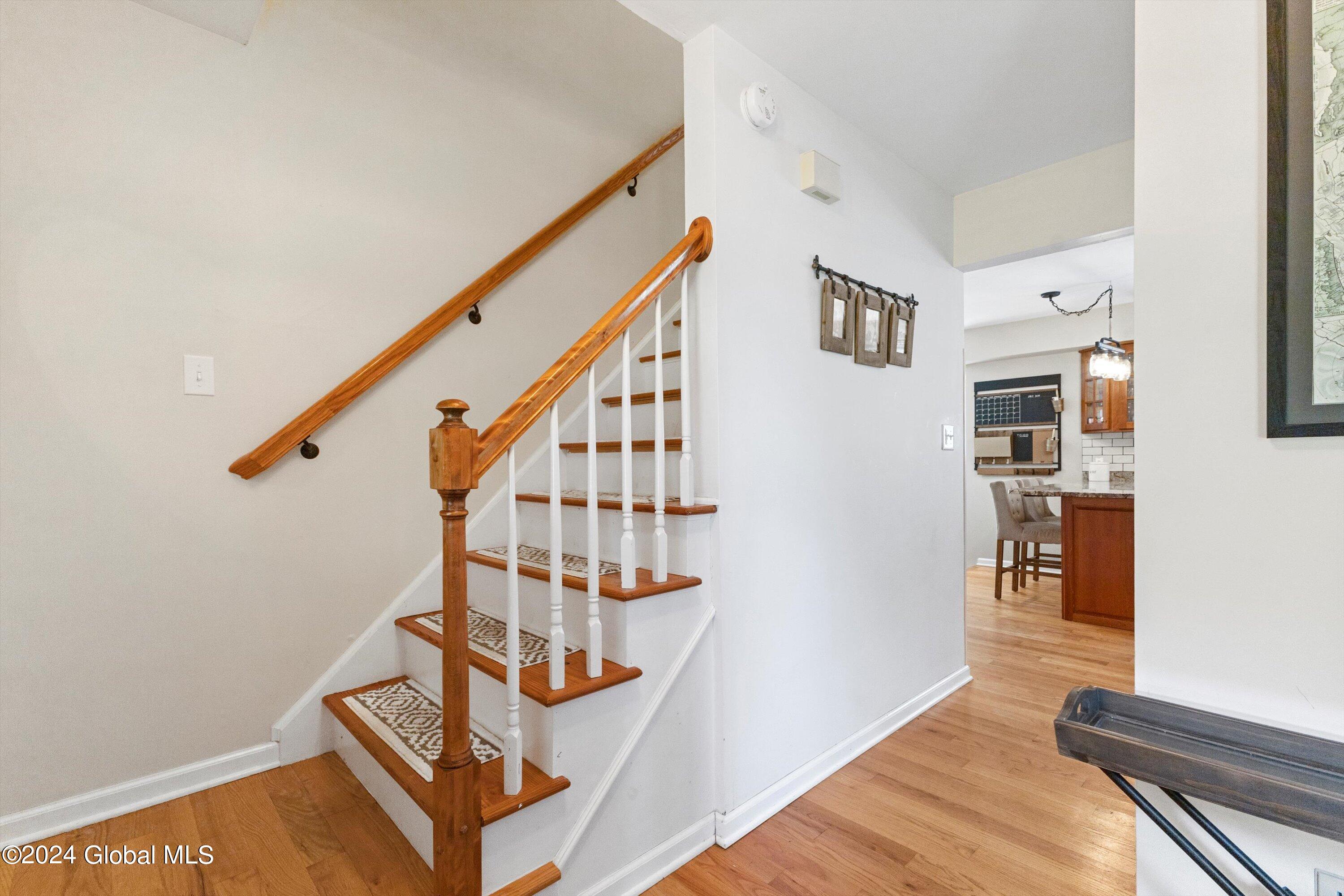 19 Carriage Way