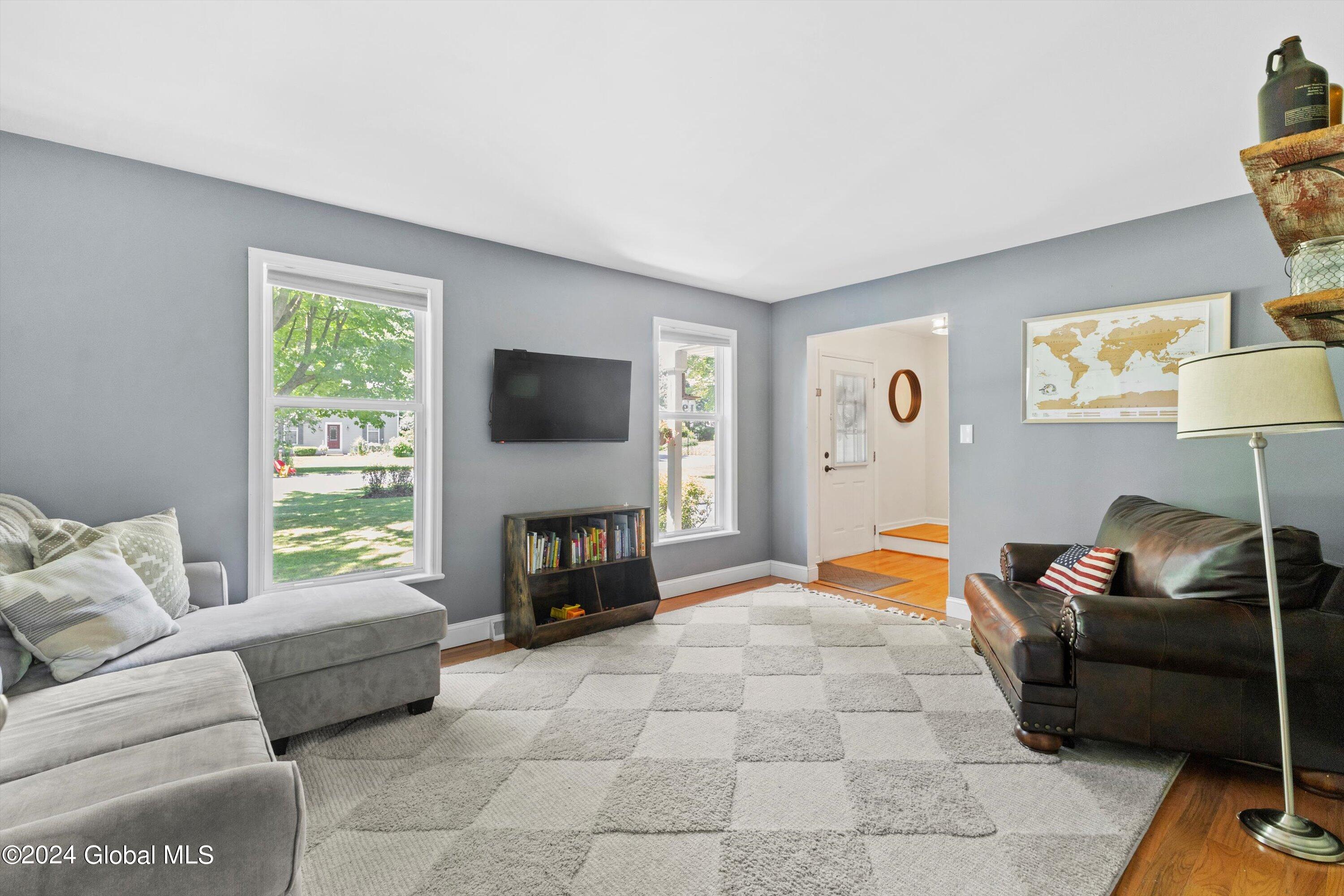 19 Carriage Way