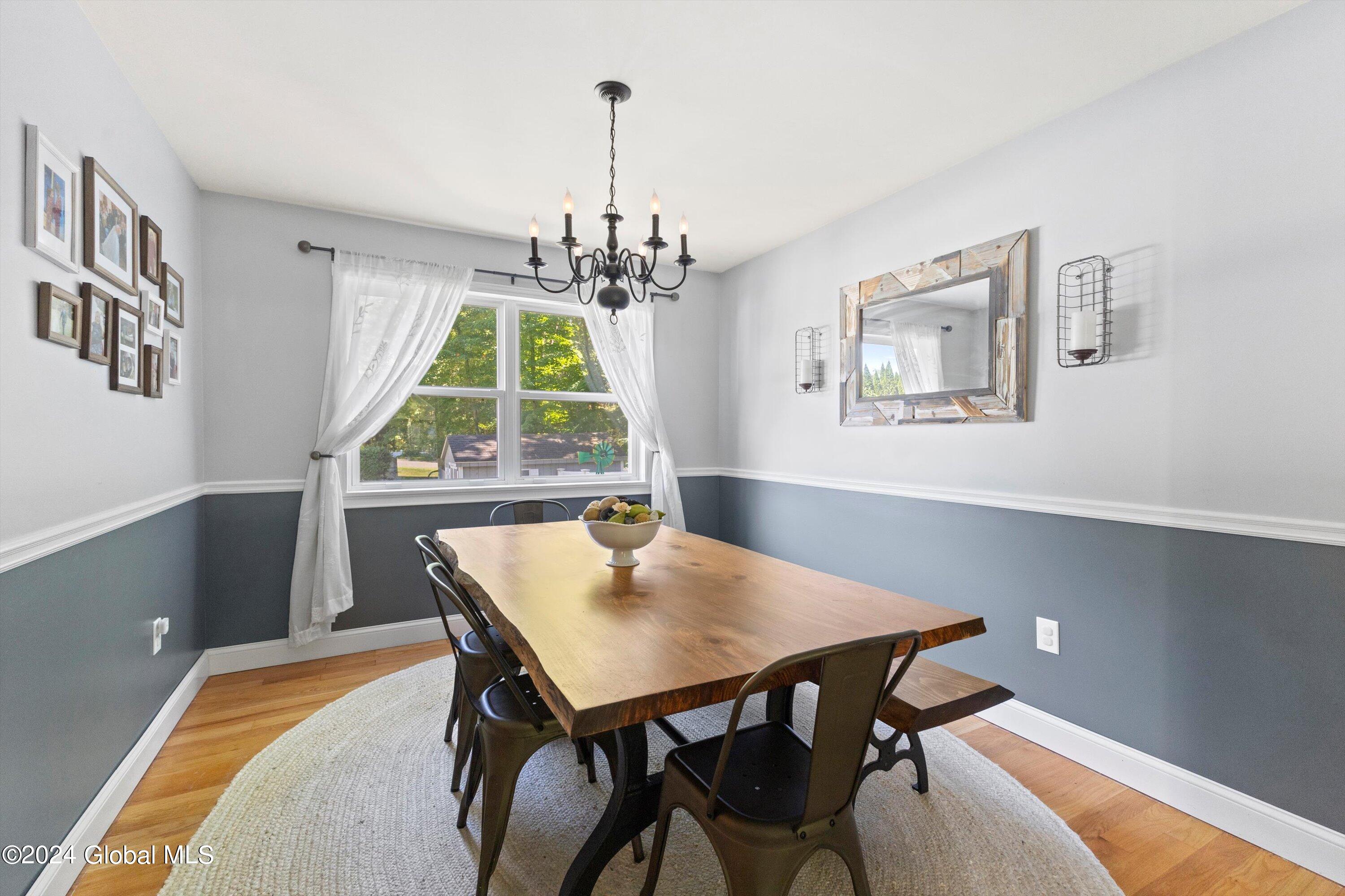 19 Carriage Way