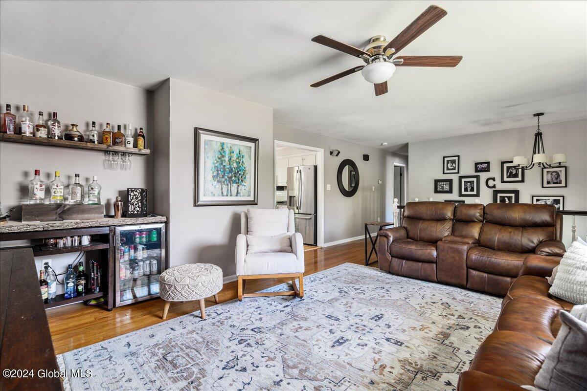 11 Walnut Road