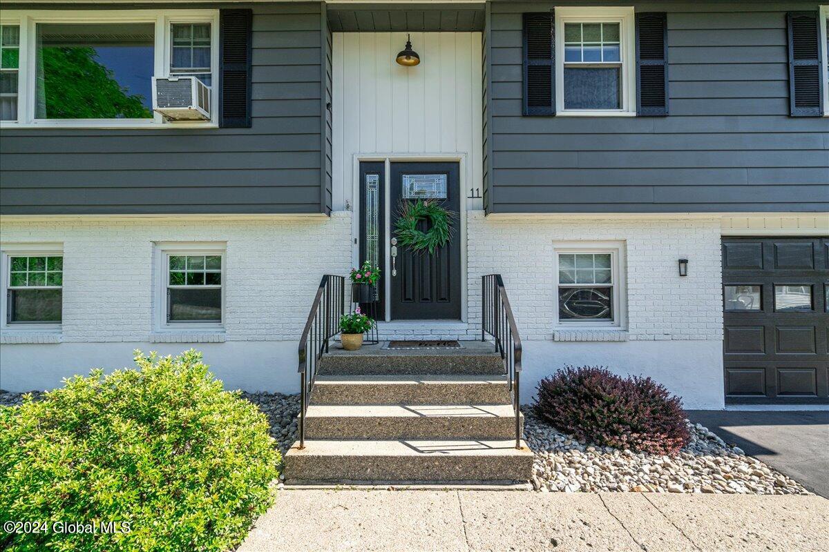11 Walnut Road