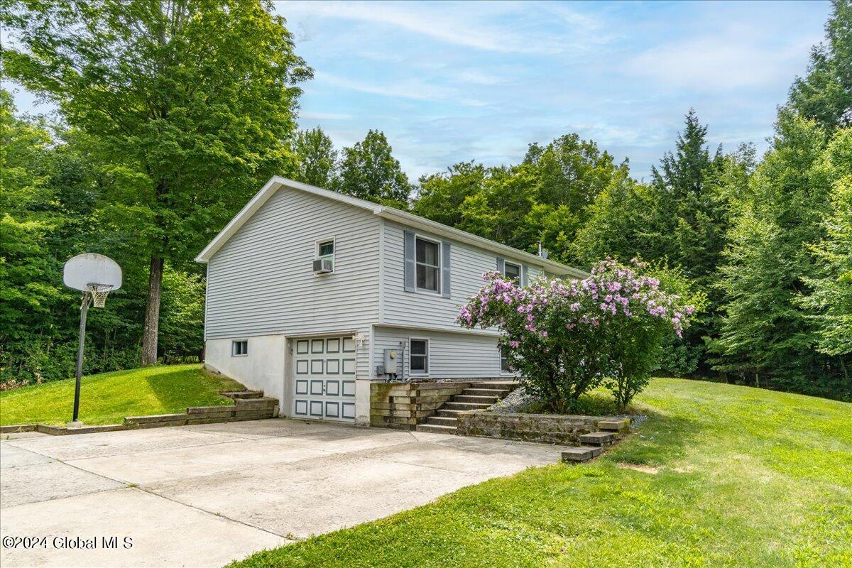 214 Clum Road