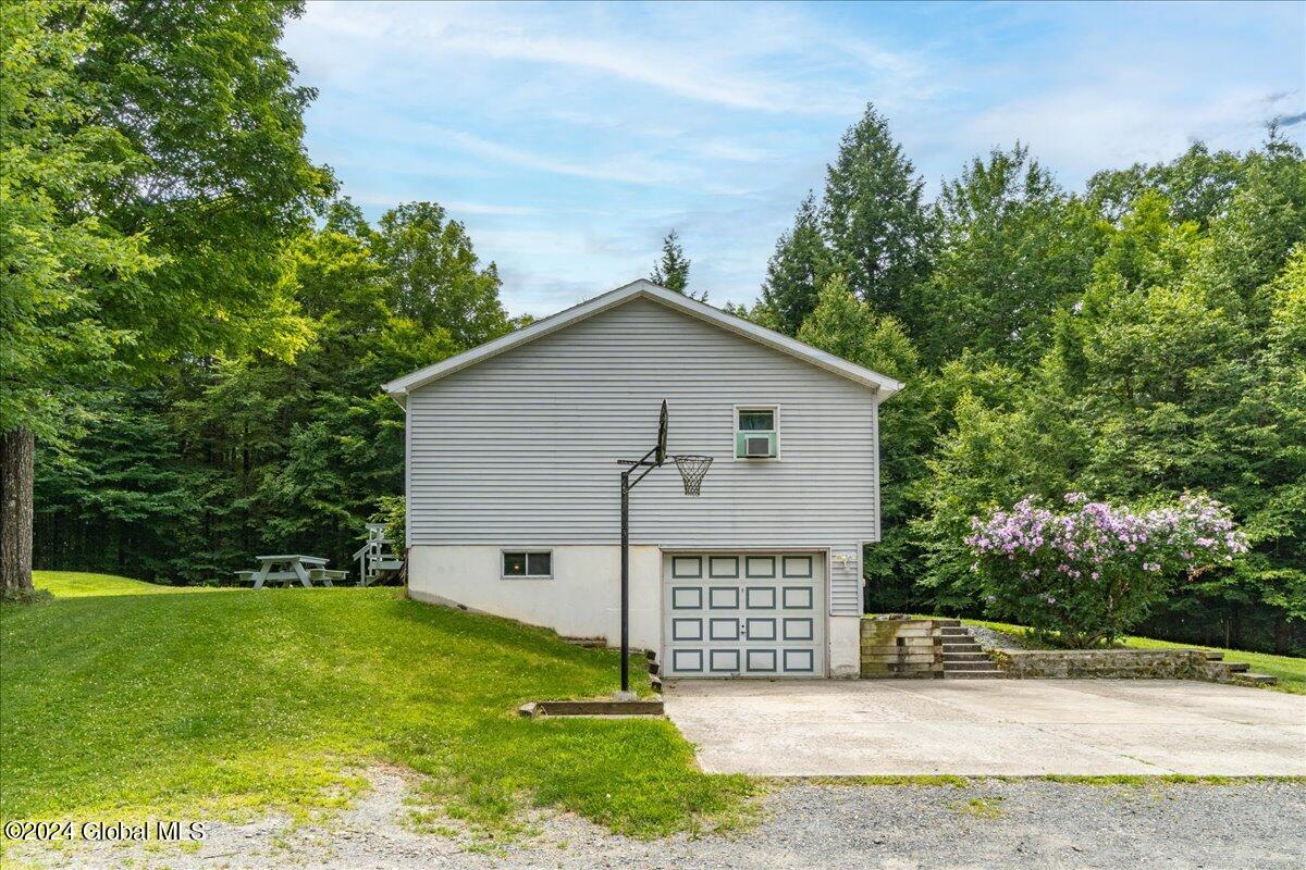214 Clum Road