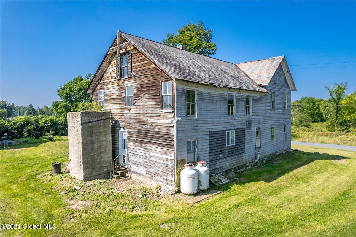 44 Blizzard Road