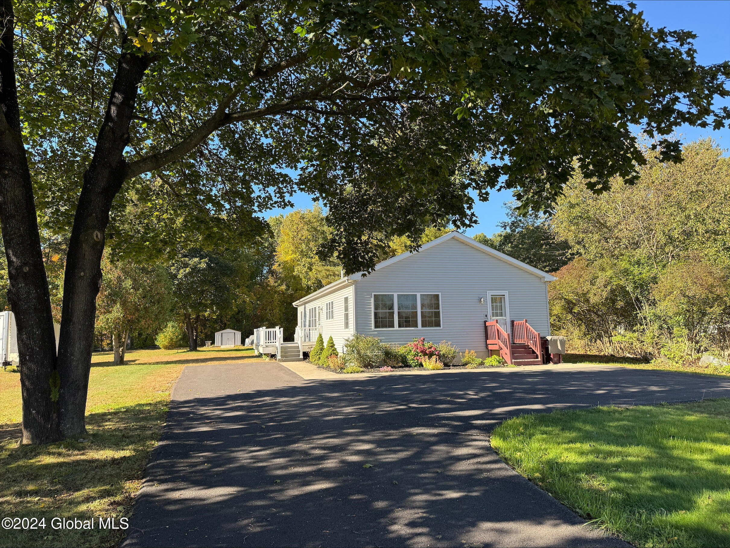 62 Lower Newtown Road