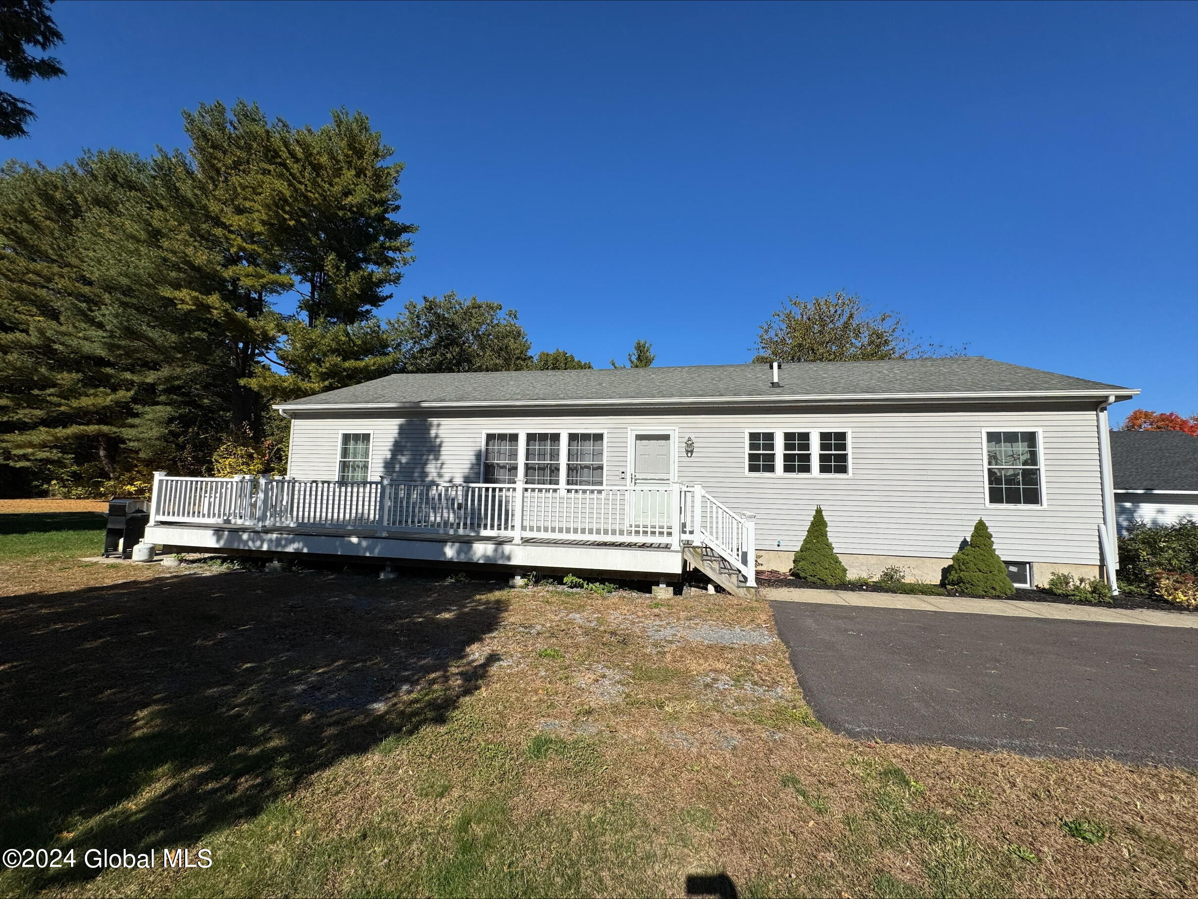 62 Lower Newtown Road