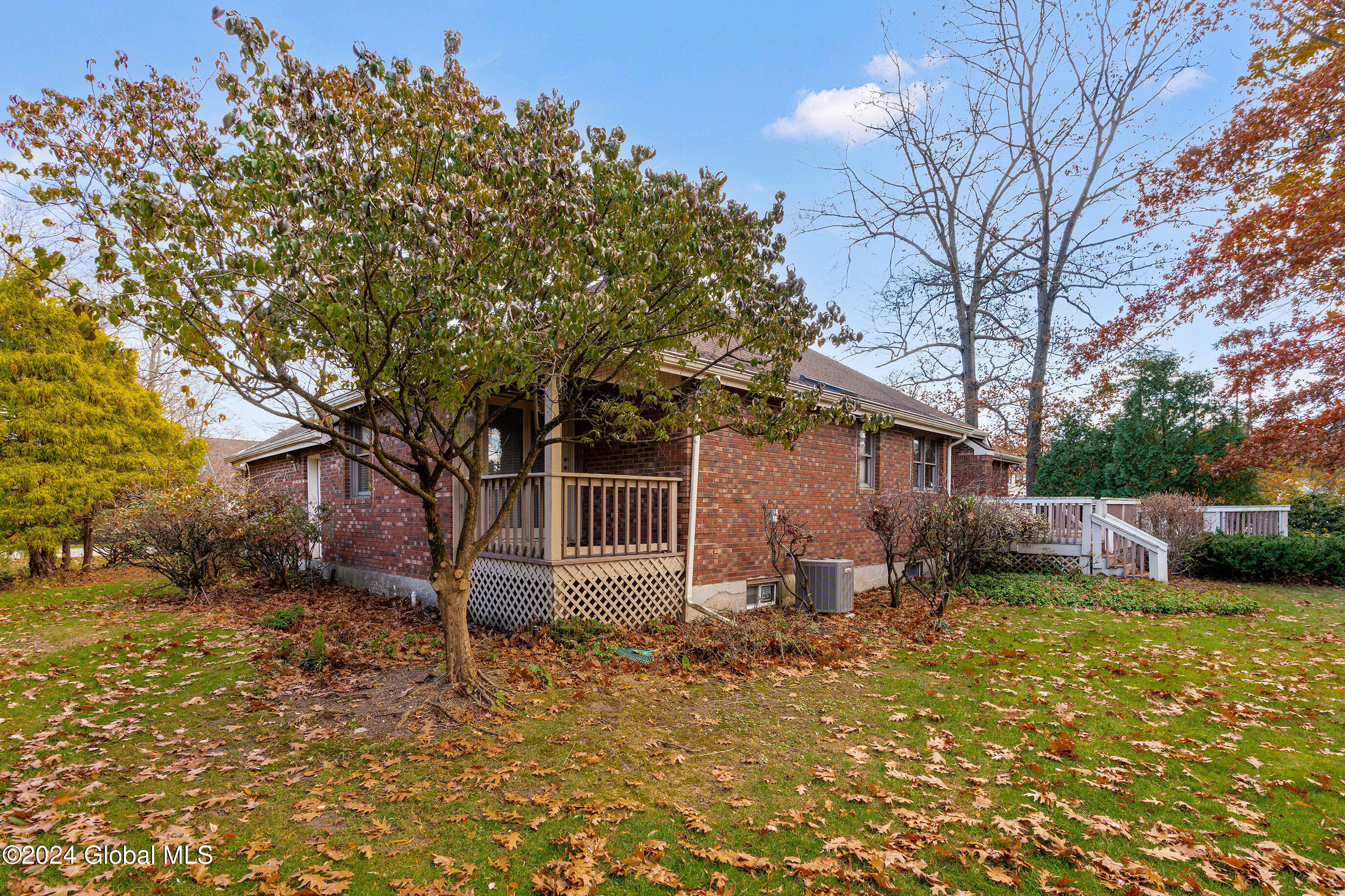 2 Carriage Hill Drive