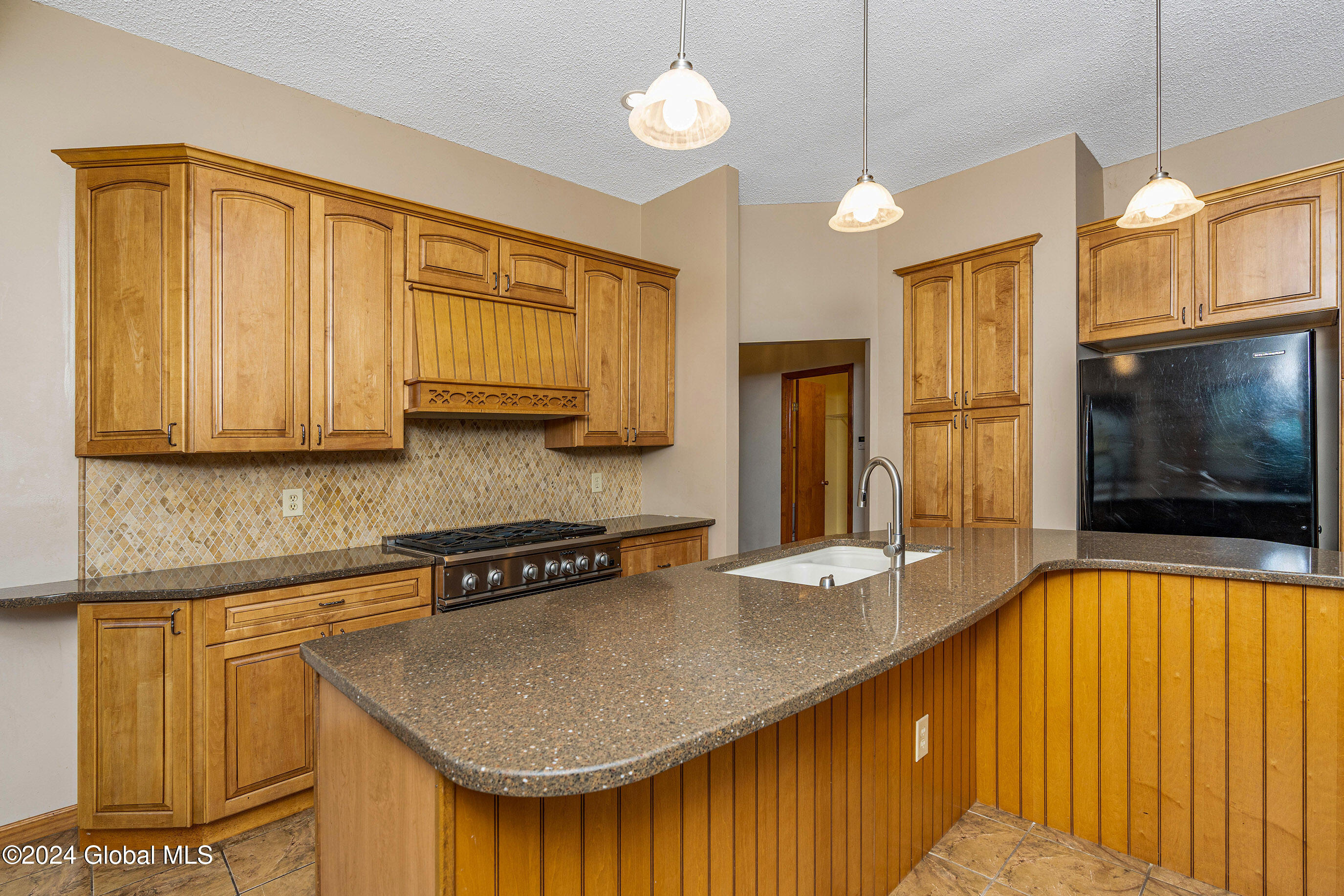 2 Carriage Hill Drive