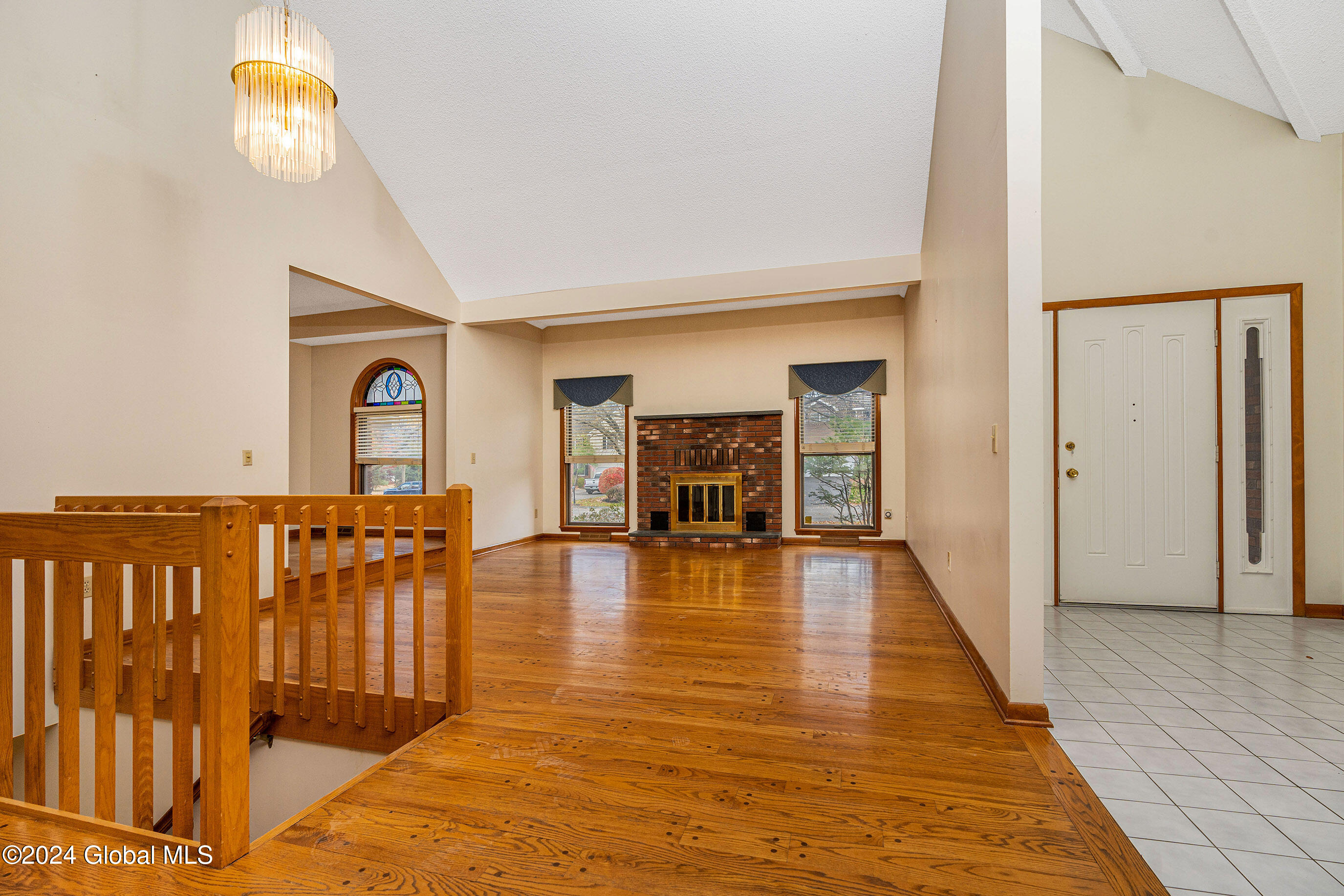 2 Carriage Hill Drive